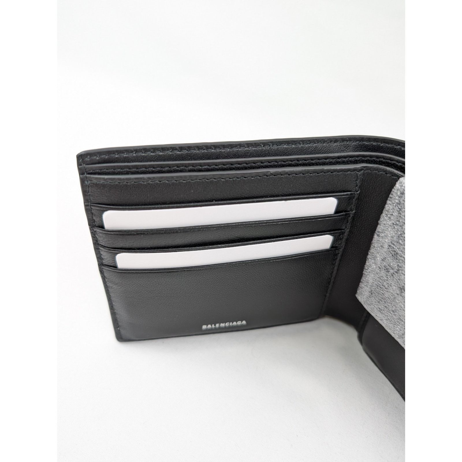 Balenciaga o1rshd1 LE Cagole Squa Fold Wallet Card Arena Lamb Size ONE SIZE - 5 Thumbnail