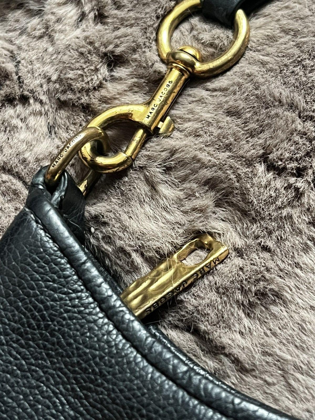 Marc Jacobs Marc Jacobs Leather Hobo Bag Black Gold Hardware 2 Straps Size ONE SIZE - 9 Thumbnail
