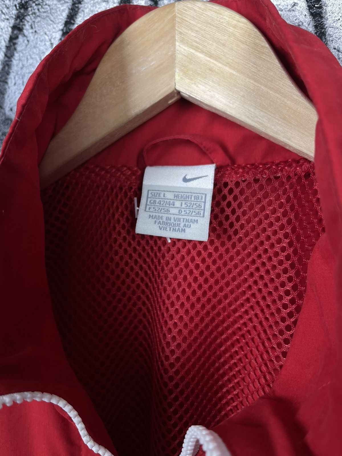 Nike × Vintage Y2K Nike Light Windbreaker Jacket Men’s Size L Size US L / EU 52-54 / 3 - 14 Thumbnail