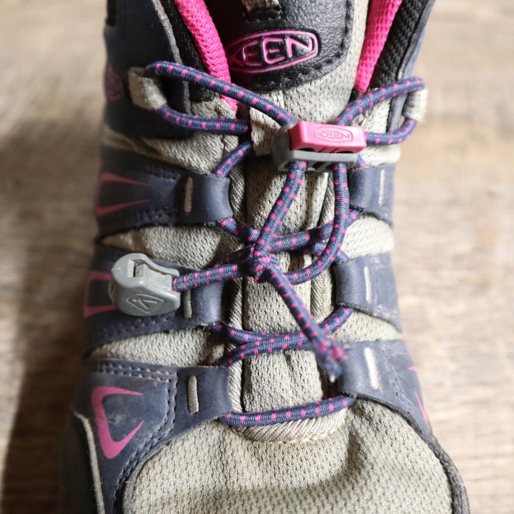 KEEN Keen hiking boots Women Blue Color 4 Oakridge Mid WP Bootie Rubber Upper 4 US Size 4 Women Style Colorful Size US 4 / IT 34 - 4 Thumbnail