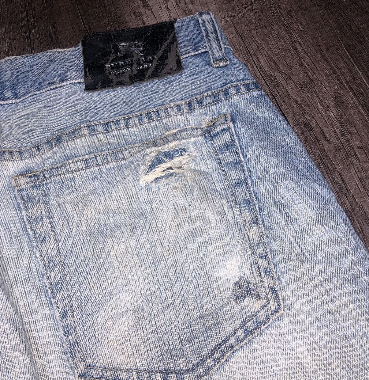 Burberry Vintage Burberry Black Label Jeans Size US 32 / EU 48 - 14 Thumbnail