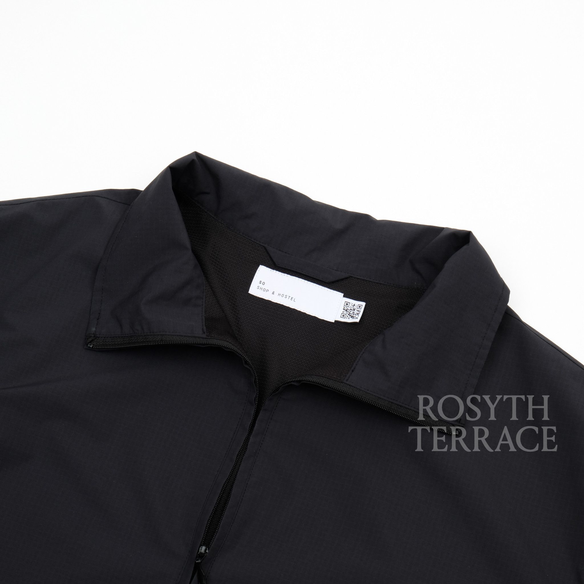 Japanese Brand 【SO SHOP & HOSTEL / SIDE MESH HALF ZIP JACKET / SIZE M】 Size US M / EU 48-50 / 2 - 2 Thumbnail