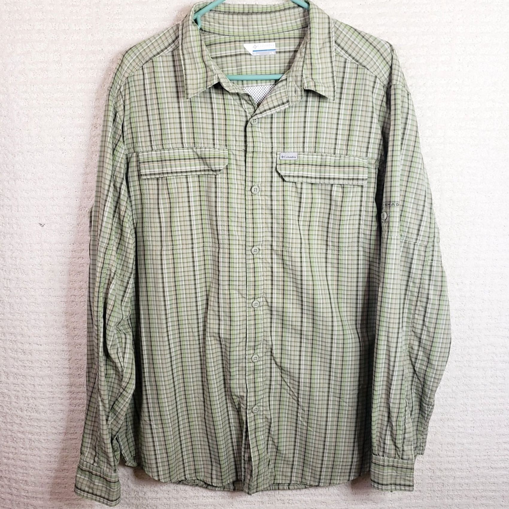 Vintage Columbia Button-Down Shirt Men L Green Striped Pockets Knit Nylon Polyester Long Sleeve Casual Workwear Travel Size US L / EU 52-54 / 3 - 2 Thumbnail