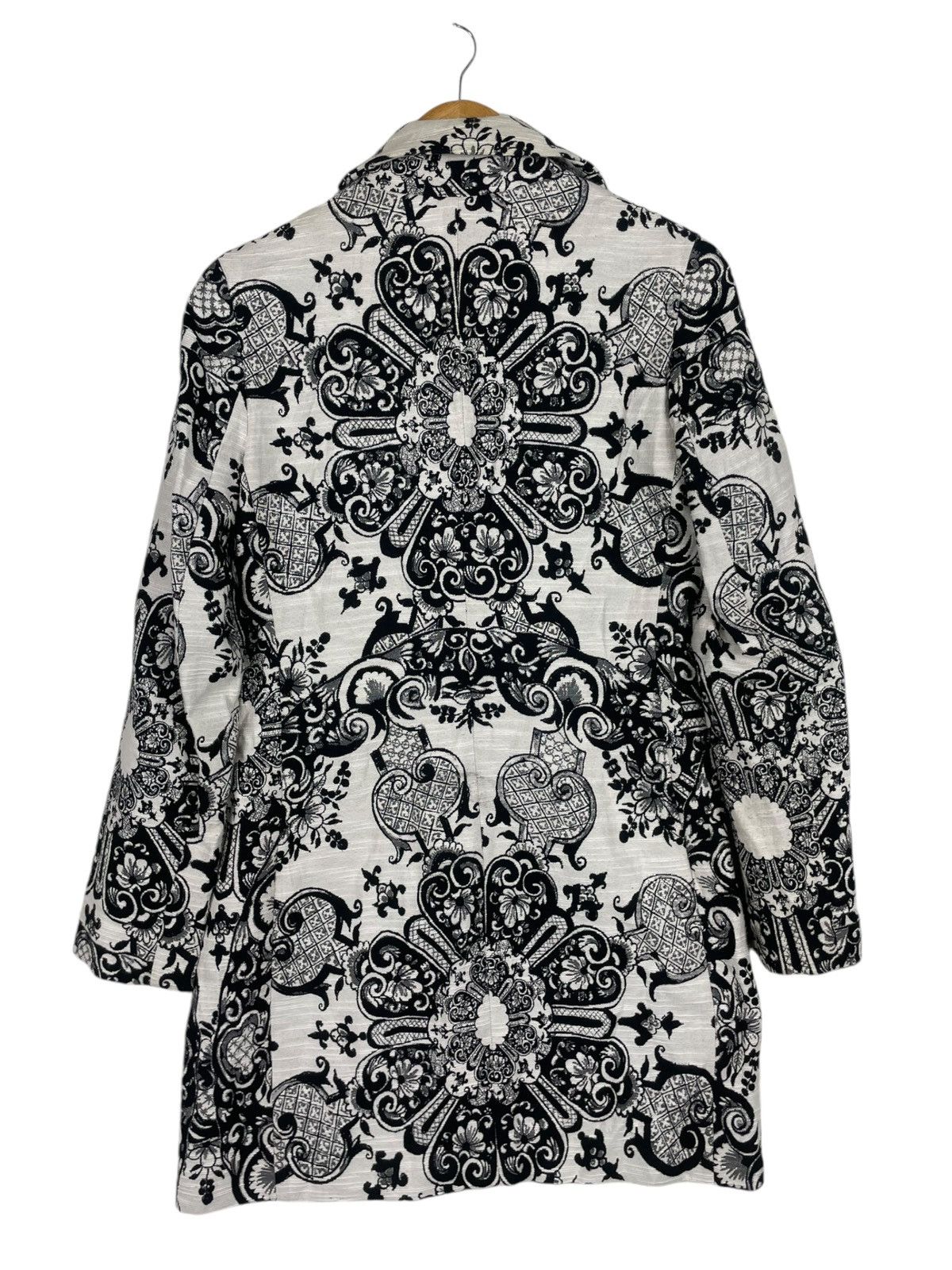 Christian Lacroix × Desigual 💥BROCADE JACKET DESIGUAL BY CHRISTIAN LACROIX Size XS / US 0-2 / IT 36-38 - 8 Thumbnail