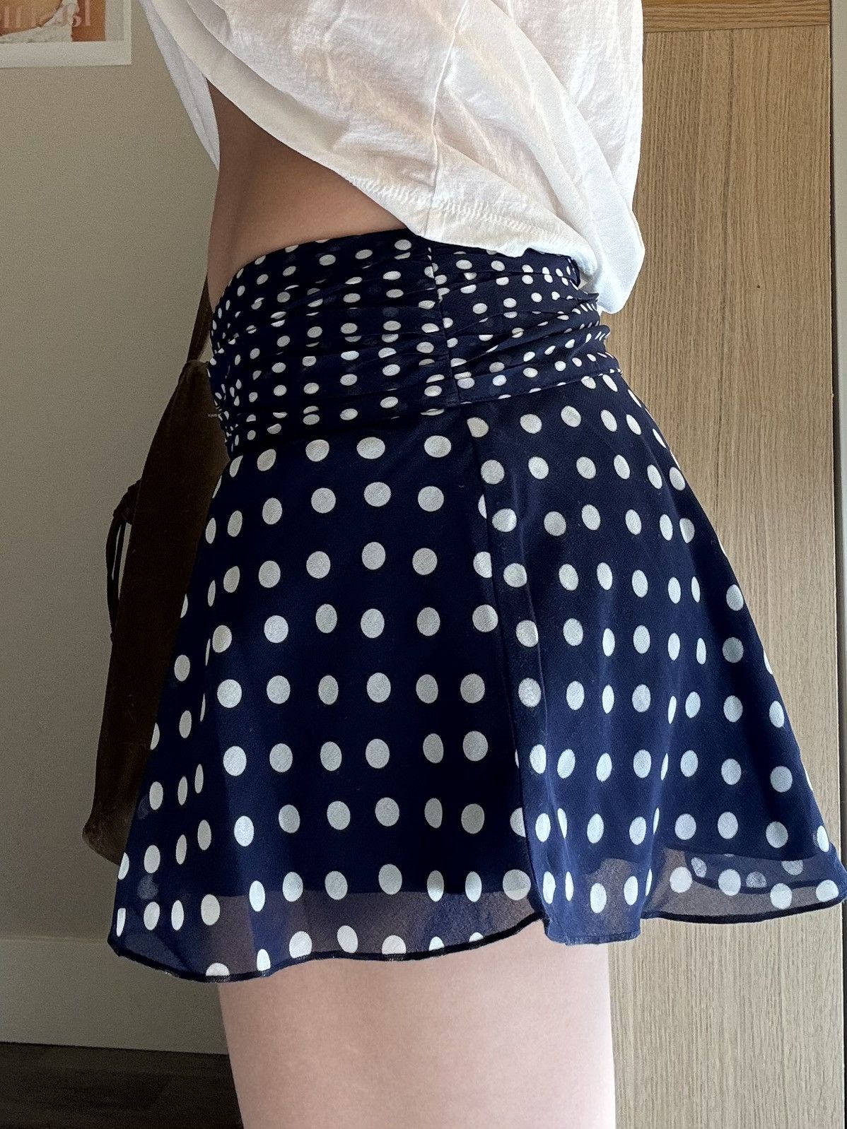 Guizio DANIELLE GUIZIO Polka dot Chiffon Slit Mini Skirt in Navy Size 25" / US 0 / IT 36 - 4 Thumbnail