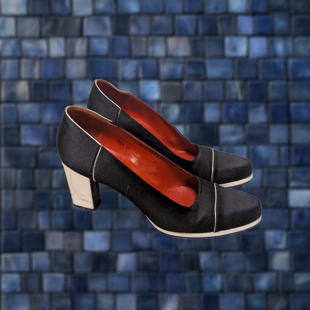 Yves Saint Laurent VINTAGE Yves Saint Laurent Pumps Black Satin Taffeta Silver Block Heel 7 Womens 1970s Size US 7 / IT 37 - 1 Thumbnail