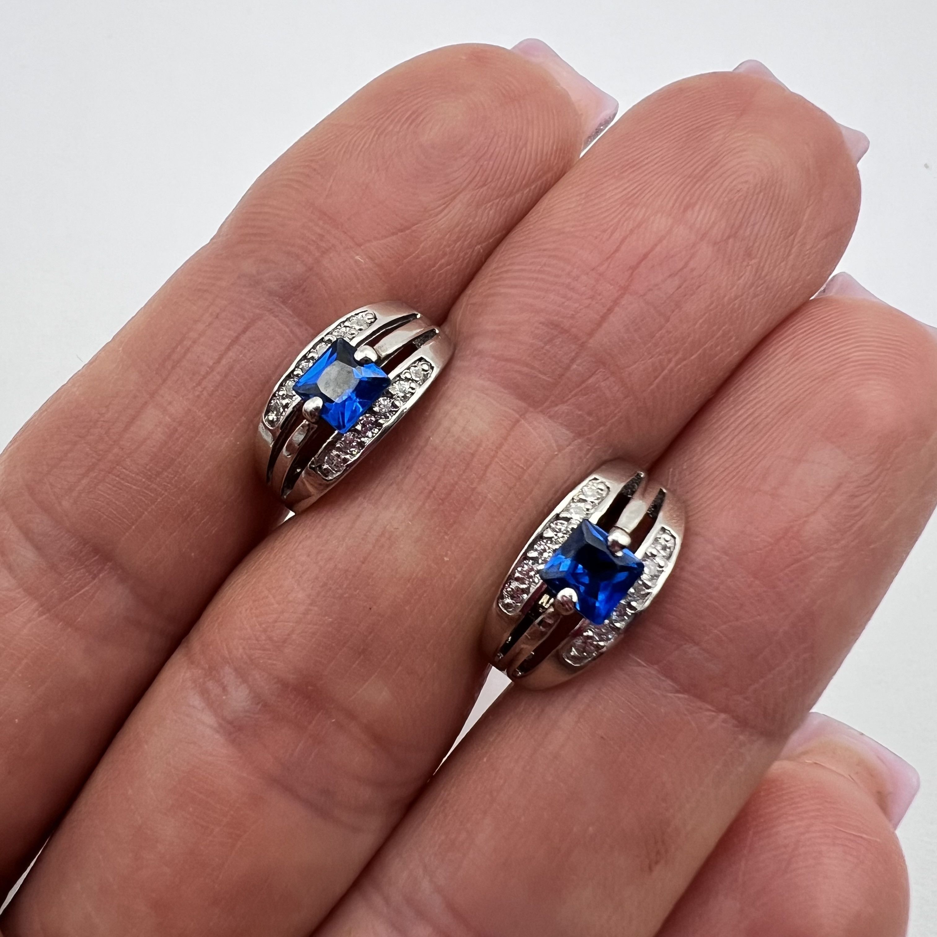 Sterling Silver Vintage Pair Of Stud Earrings Sterling Silver 3.3gr Size ONE SIZE - 5 Thumbnail