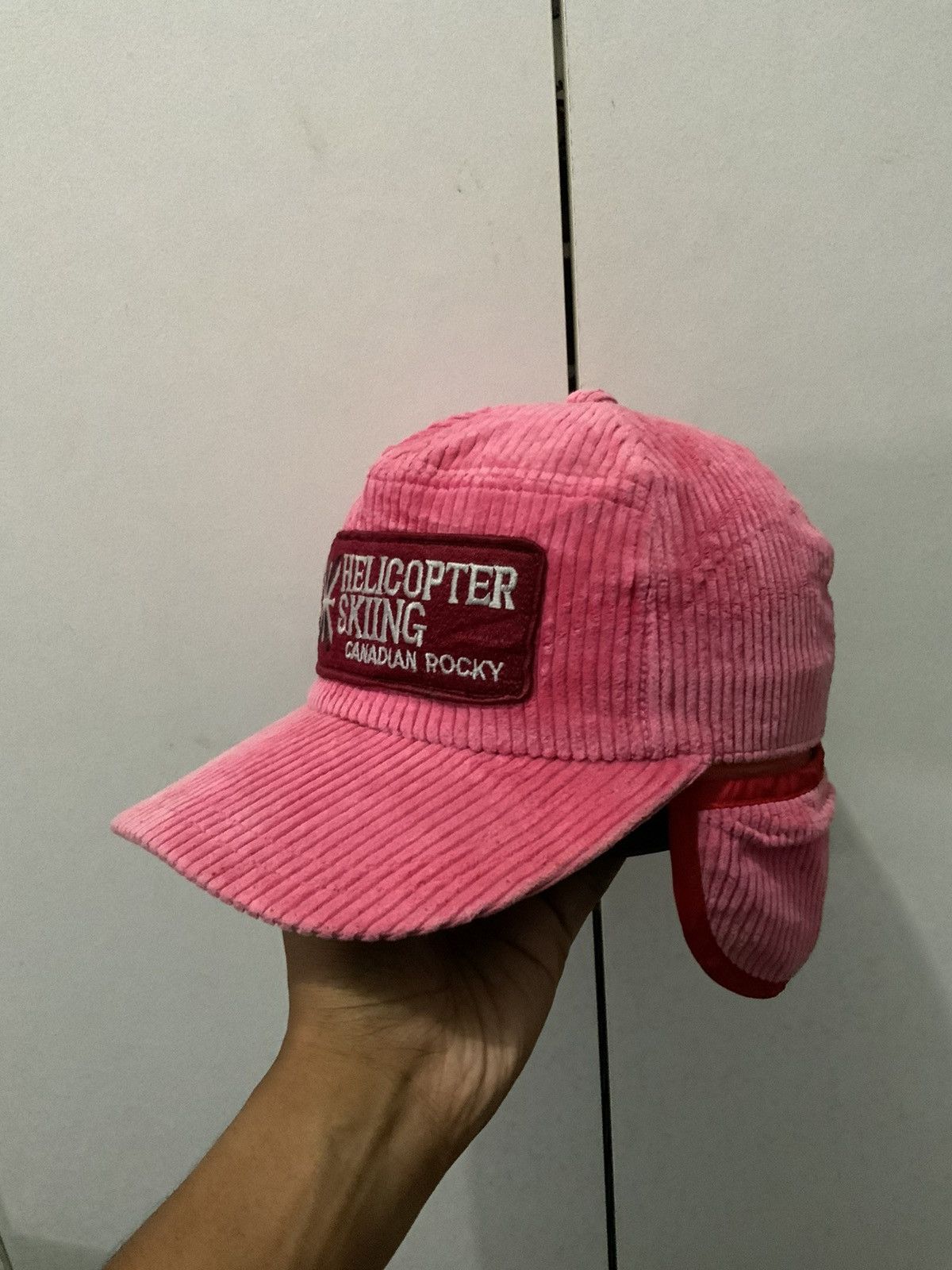 Vintage Vintage Helicopter Skiing Canada Rocky Corduroy Ski Hat Size ONE SIZE - 11 Thumbnail