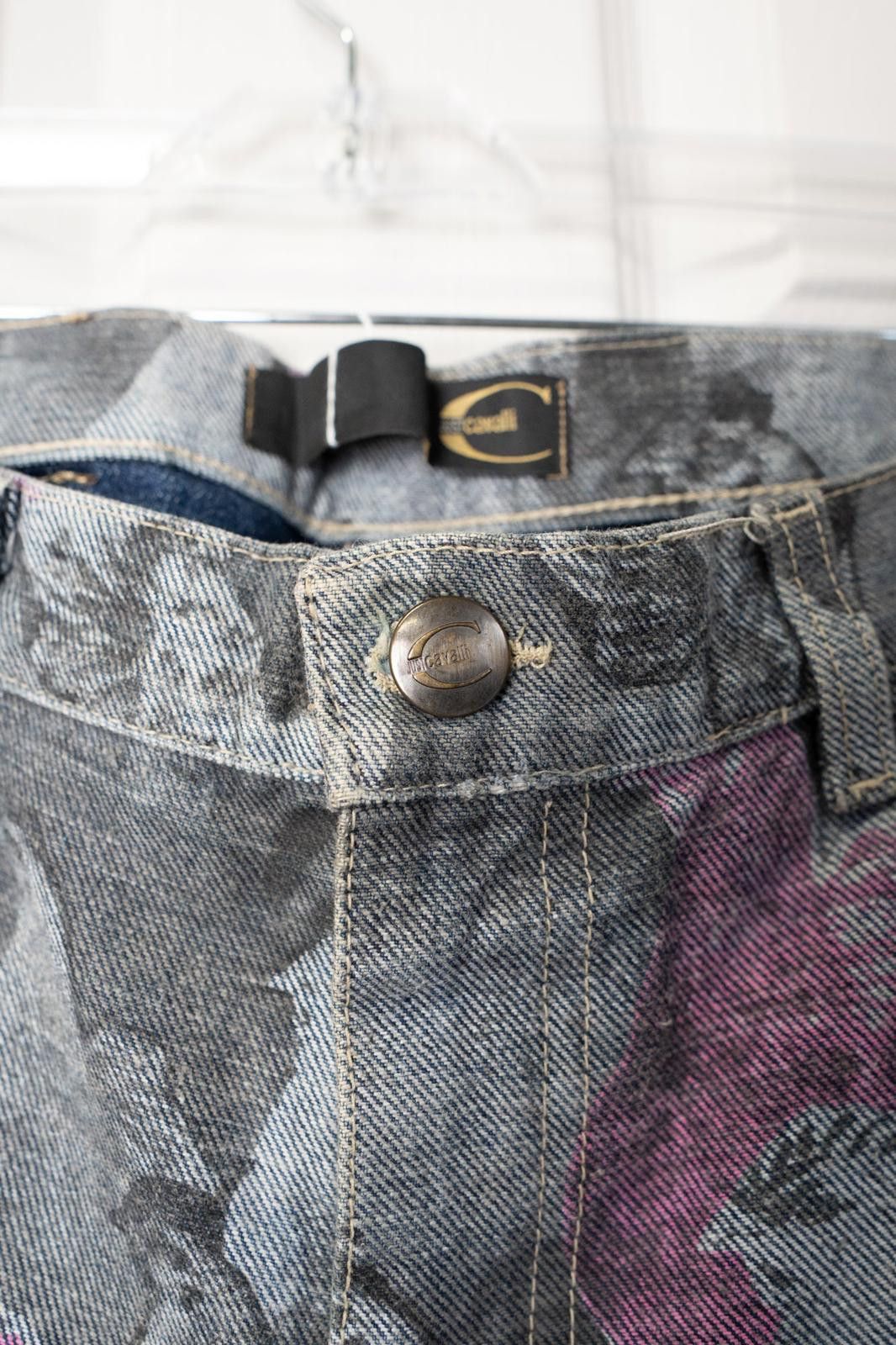 Just Cavalli 00's Just Cavalli All Over Print Bird Flared Jeans Size 28" / US 6 / IT 42 - 3 Thumbnail