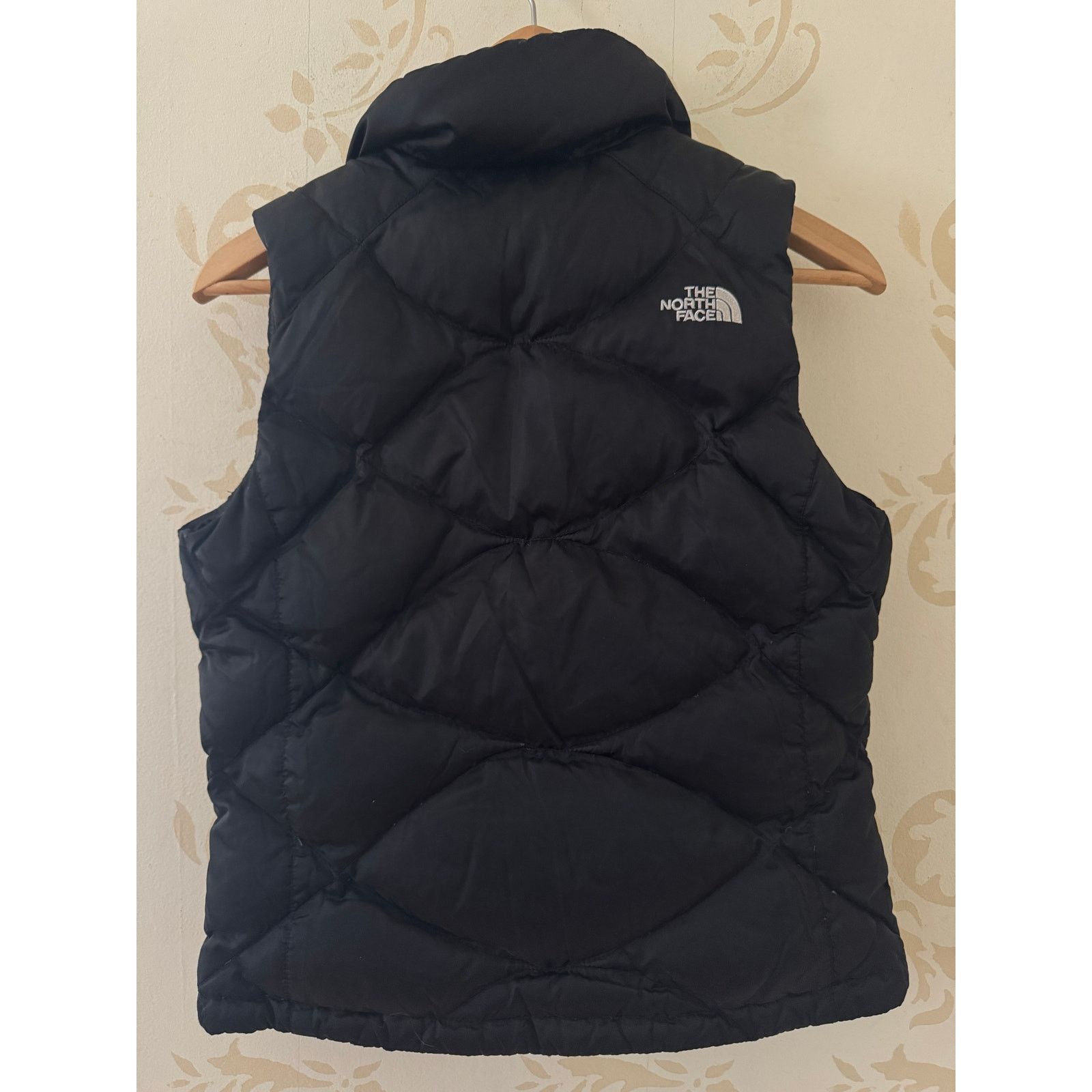 The North Face The North Face 550 Black Puffer Quilted Vest Ladies XS Size US XS / EU 42 / 0 - 2 Thumbnail