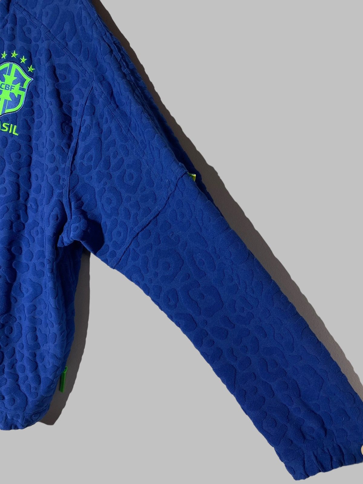 Nike BRAZIL NIKE LEOPARD FLEECE JACKET HYPE FUTURE STREET VIBES Size US L / EU 52-54 / 3 - 12 Thumbnail