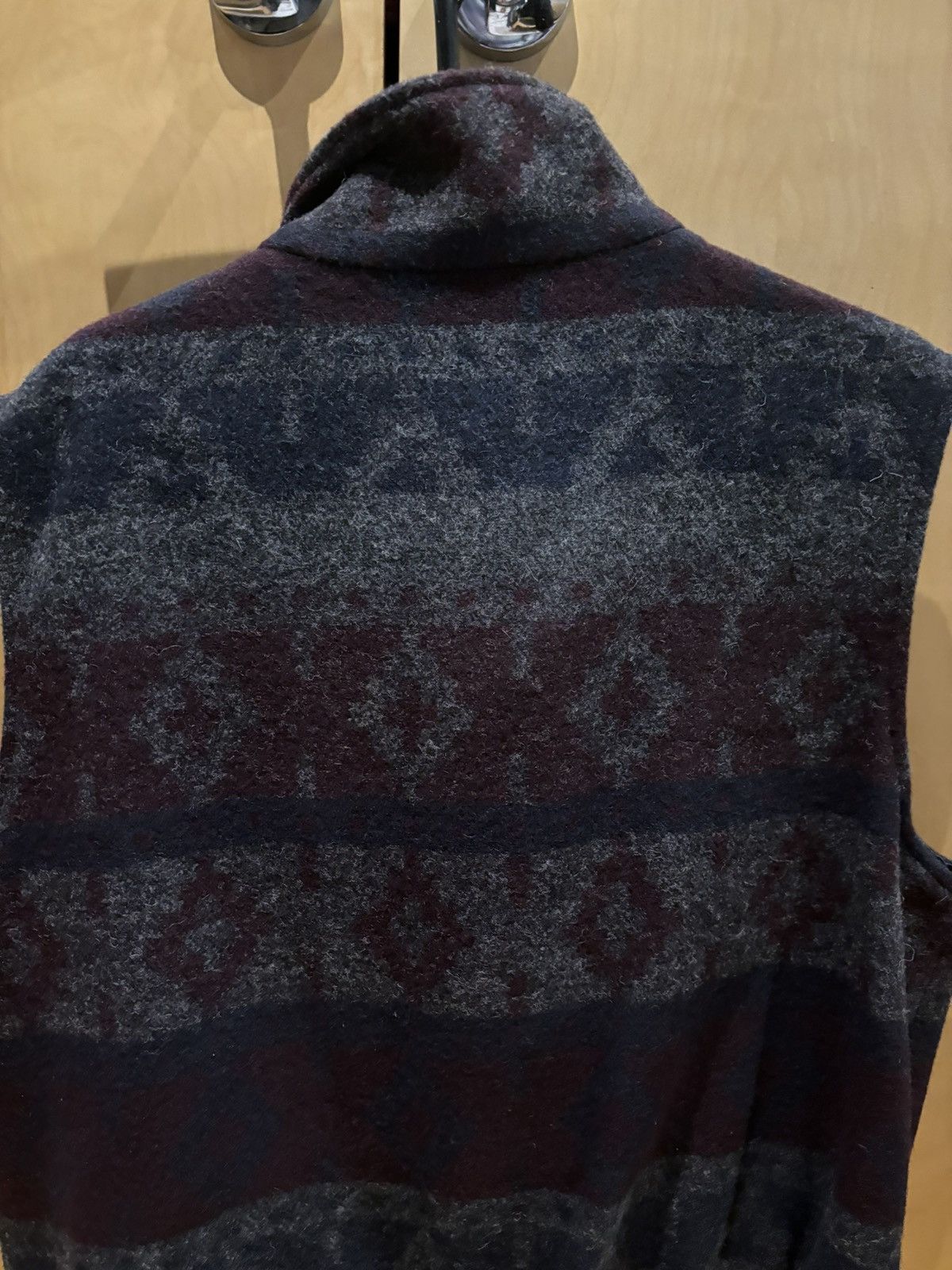 Opening Ceremony OPENING CEREMONY winter wool vest XL gray Aztec print Size US XL / EU 56 / 4 - 3 Thumbnail