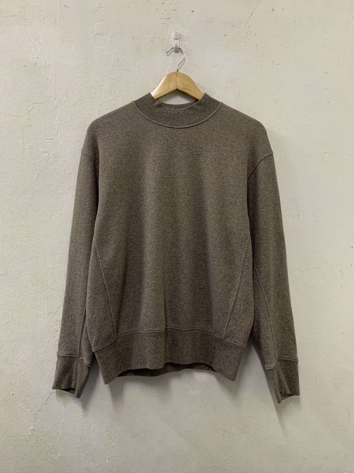Uniqlo Uniqlo Brown Sweatshirt Size US L / EU 52-54 / 3 - 1 Thumbnail