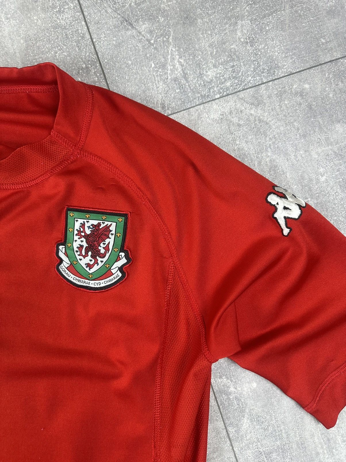 Kappa Kappa Wales 2004/06 Home Soccer Football Jersey Size US S / EU 44-46 / 1 - 3 Thumbnail