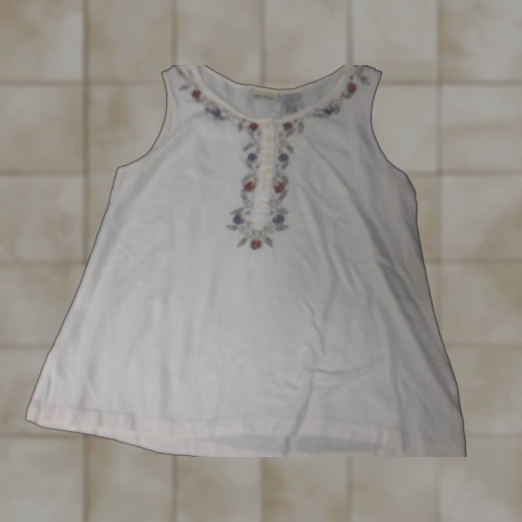 Vintage White Stag Blouse Womens Regular M White Crew Neck Pullover Sleeveless Floral Ruffle Casual Rayon Vintage No Size M / US 6-8 / IT 42-44 - 1 Thumbnail