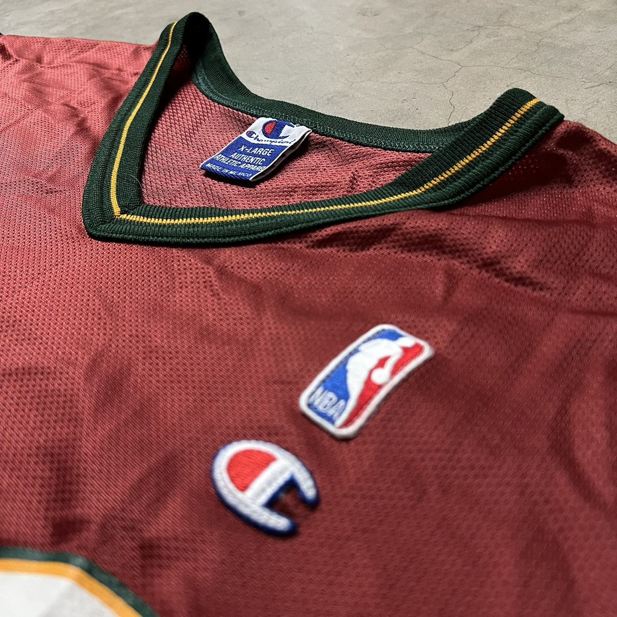Champion × NBA × Vintage Vintage NBA Gary Payton Seattle SuperSonics Champion Jersey Size US XL / EU 56 / 4 - 6 Thumbnail