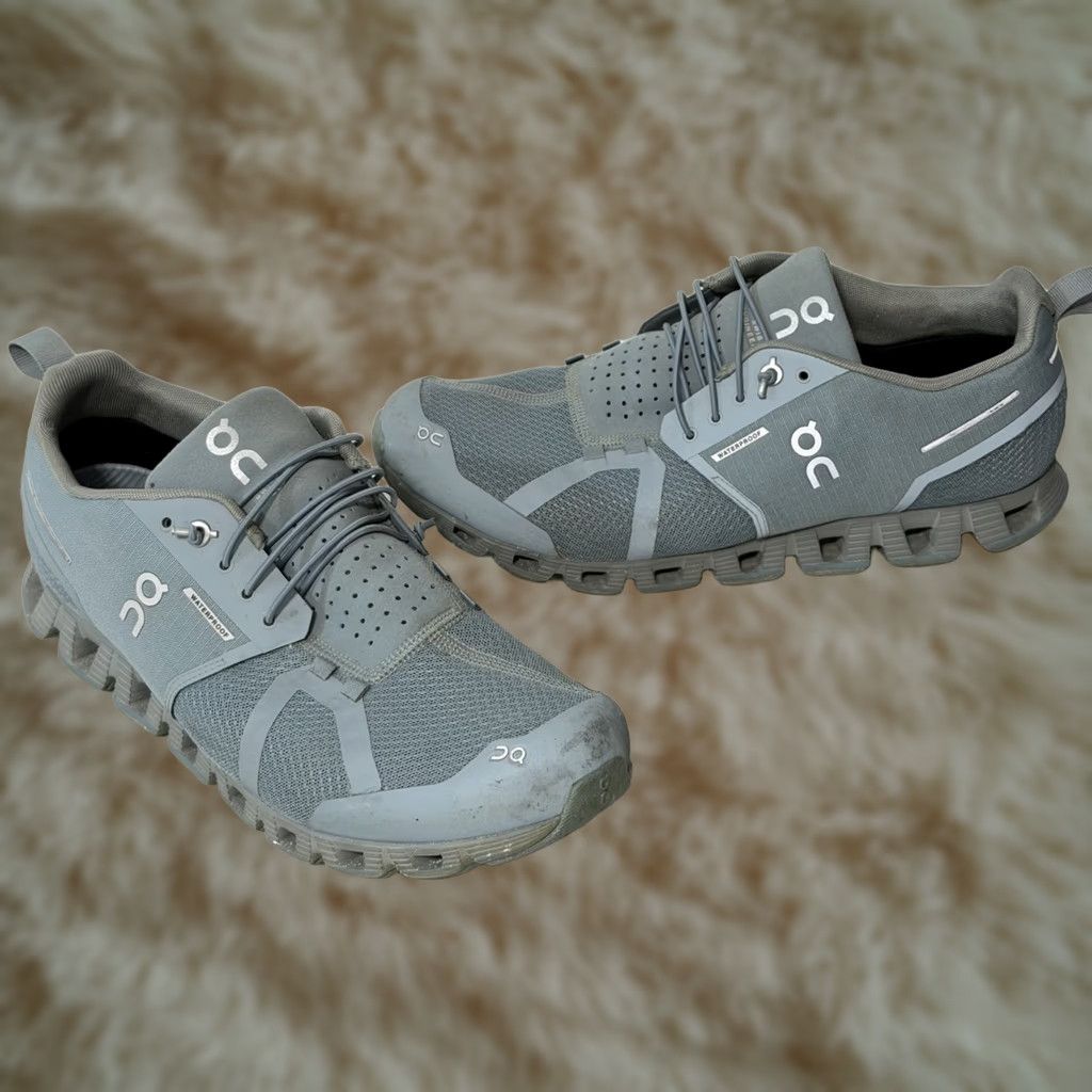 Vintage On Cloud 5 Waterproof Men's Sneakers Green Size US 10 UK 9.5 EU 44 Sports Shoes Cloud 5 Waterproof On Mens Sneaker Green 10 US 44 EU 9.5 UK 9.5 Size US 10 / EU 43 - 1 Thumbnail