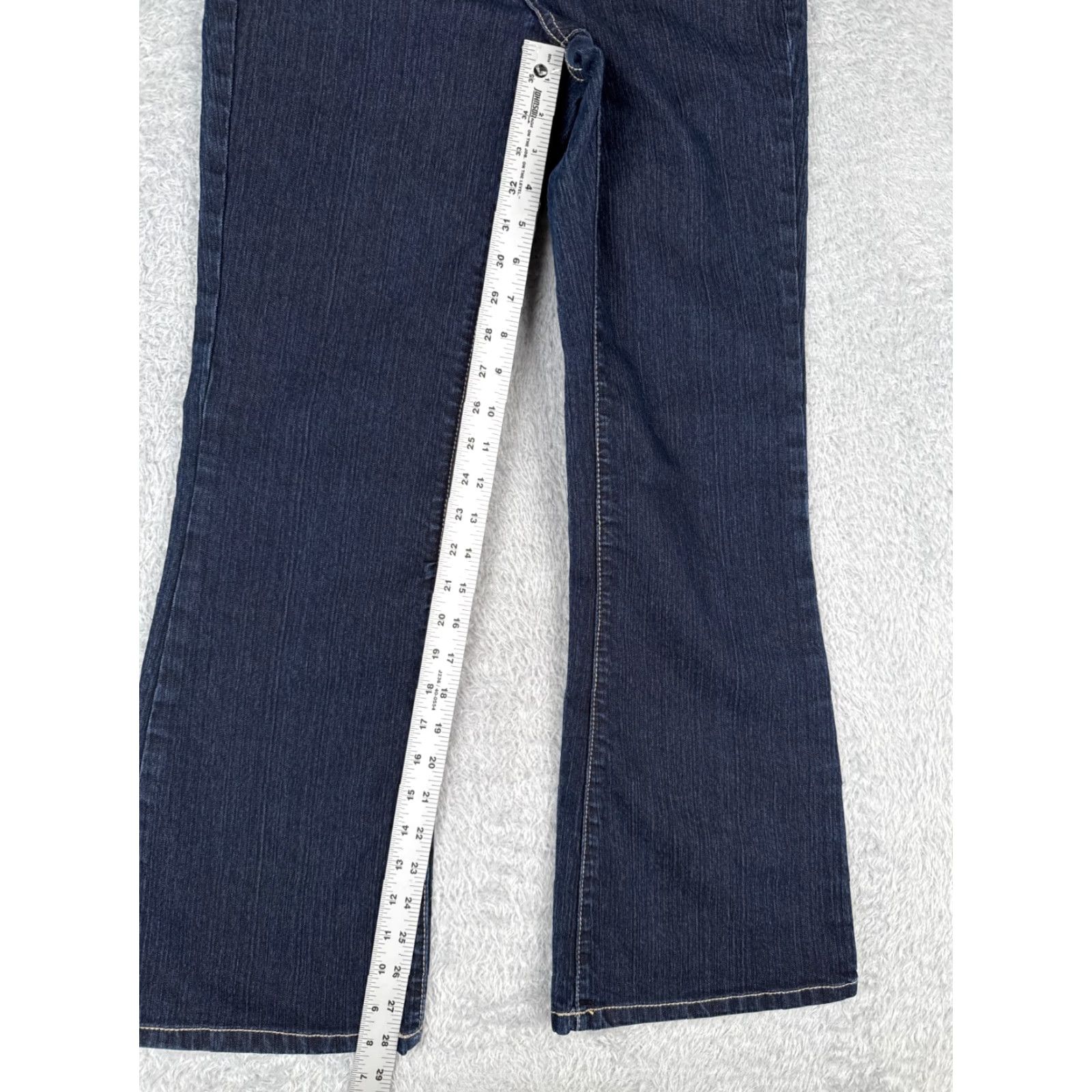 Calvin Klein VINTAGE Calvin Klein Jeans Women 28x28 Denim Flared Dark Blue Cotton Low Rise 28 Inseam 5-Pocket Womens Jeans Size 27" / US 4 / IT 40 - 7 Thumbnail