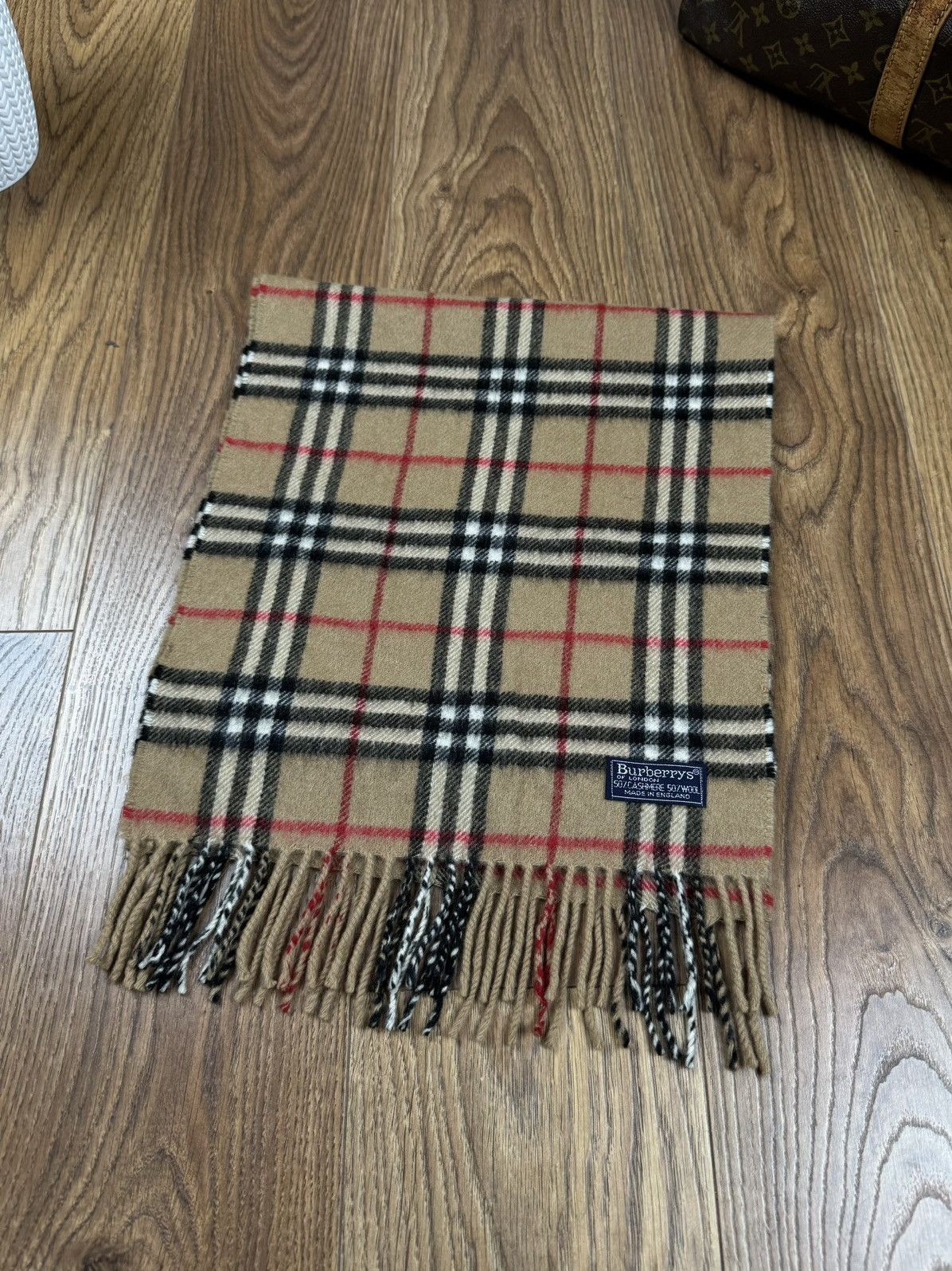 Burberry Vintage cashmere scarf Burberry’s 90s original luxury item Size ONE SIZE - 1 Thumbnail