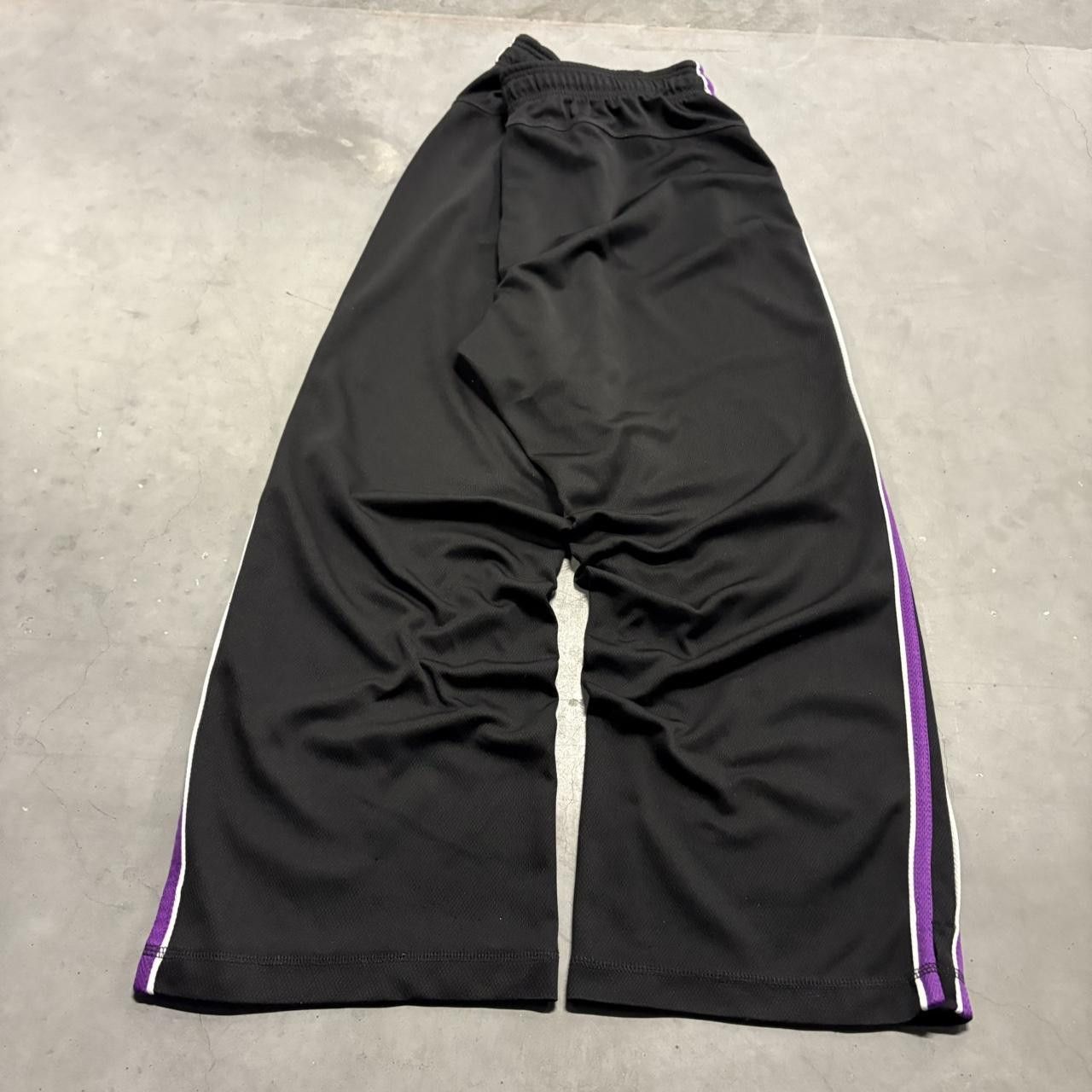 Vintage Crazy Vintage Y2K/2000s Baggy Black Purple Striped Wideleg Trackpants! Size US 32 / EU 48 - 5 Thumbnail