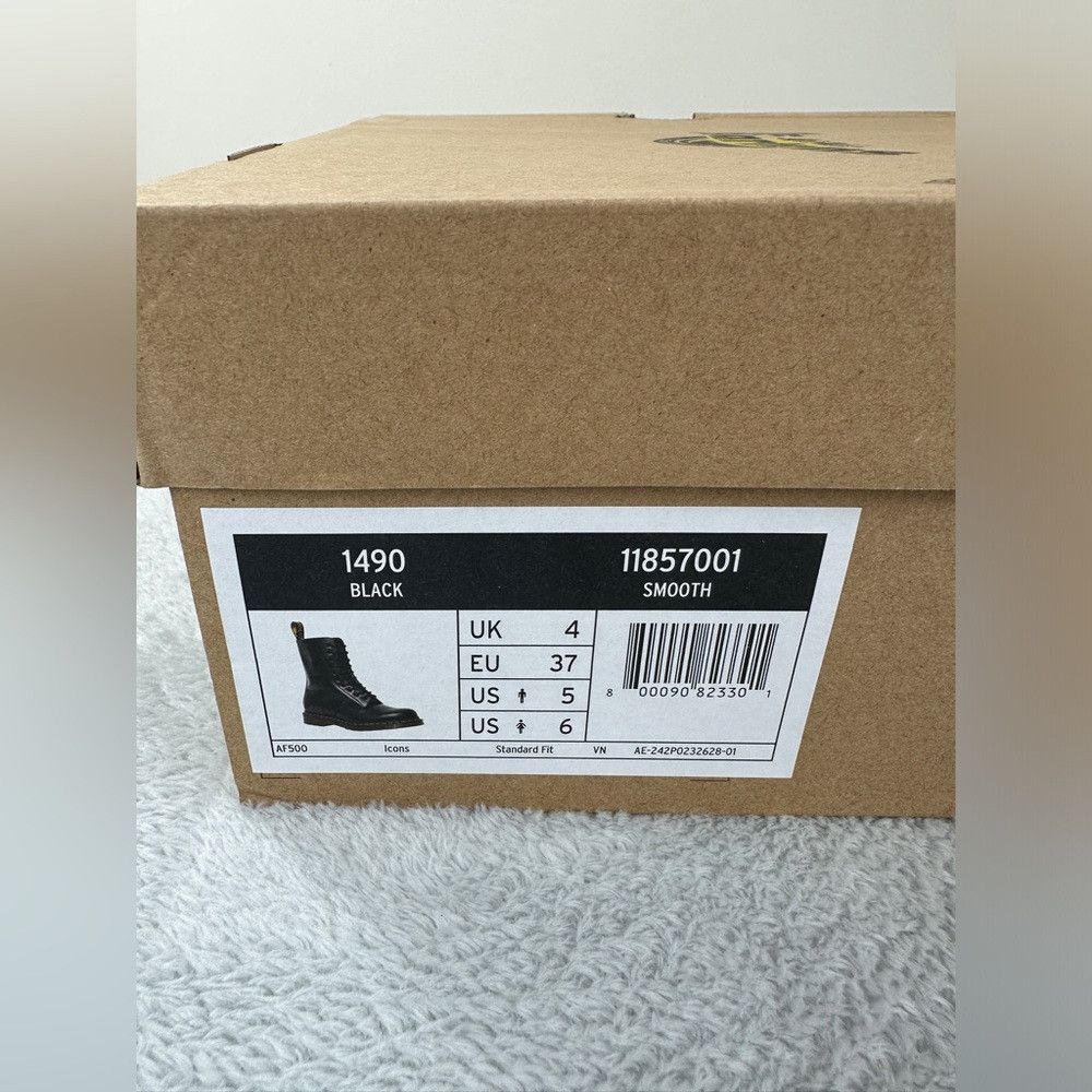 Dr. Martens Dr Martens NWT 1490 Smooth Black Leather Mid Calf Boots 4 U Size US 6 / IT 36 - 3 Thumbnail