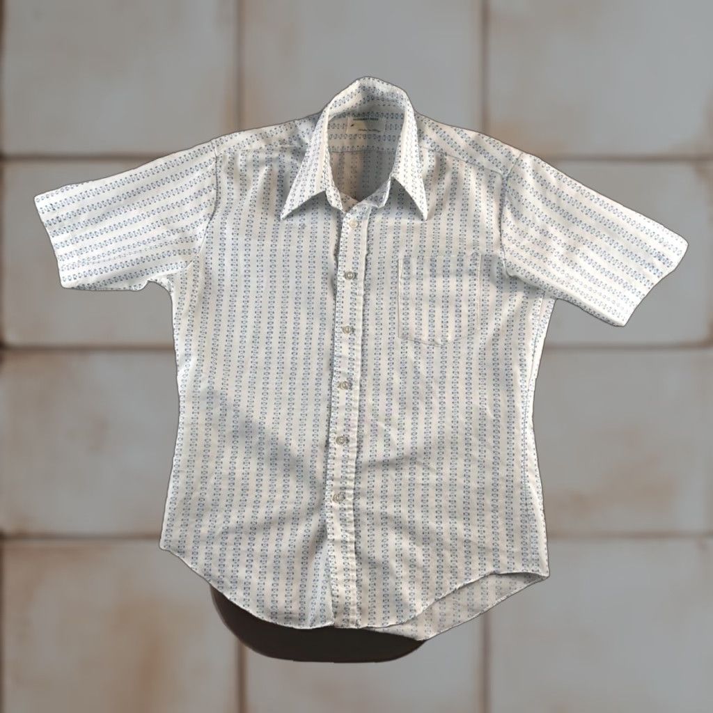 Vintage VINTAGE K mart Button-Up Shirt Mens L White Blue Western Short Sleeve Collared Polyester Graphic Print 70s 70s Fall Spring Summer Mens Size US L / EU 52-54 / 3 - 1 Thumbnail