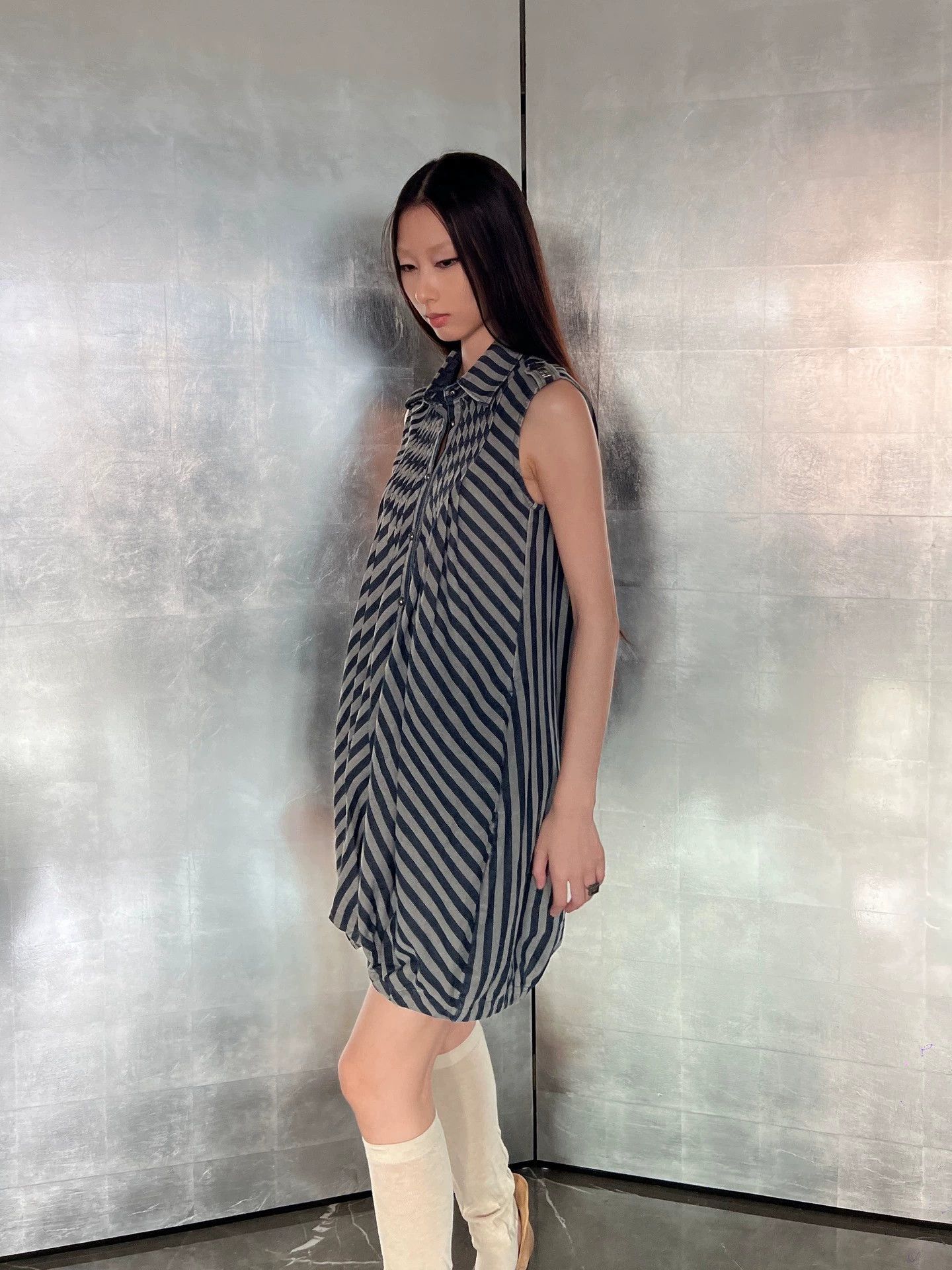 Vintage Vintage Italian Lapel Irregular Stripe Denim Dress XS Size XS / US 0-2 / IT 36-38 - 3 Thumbnail