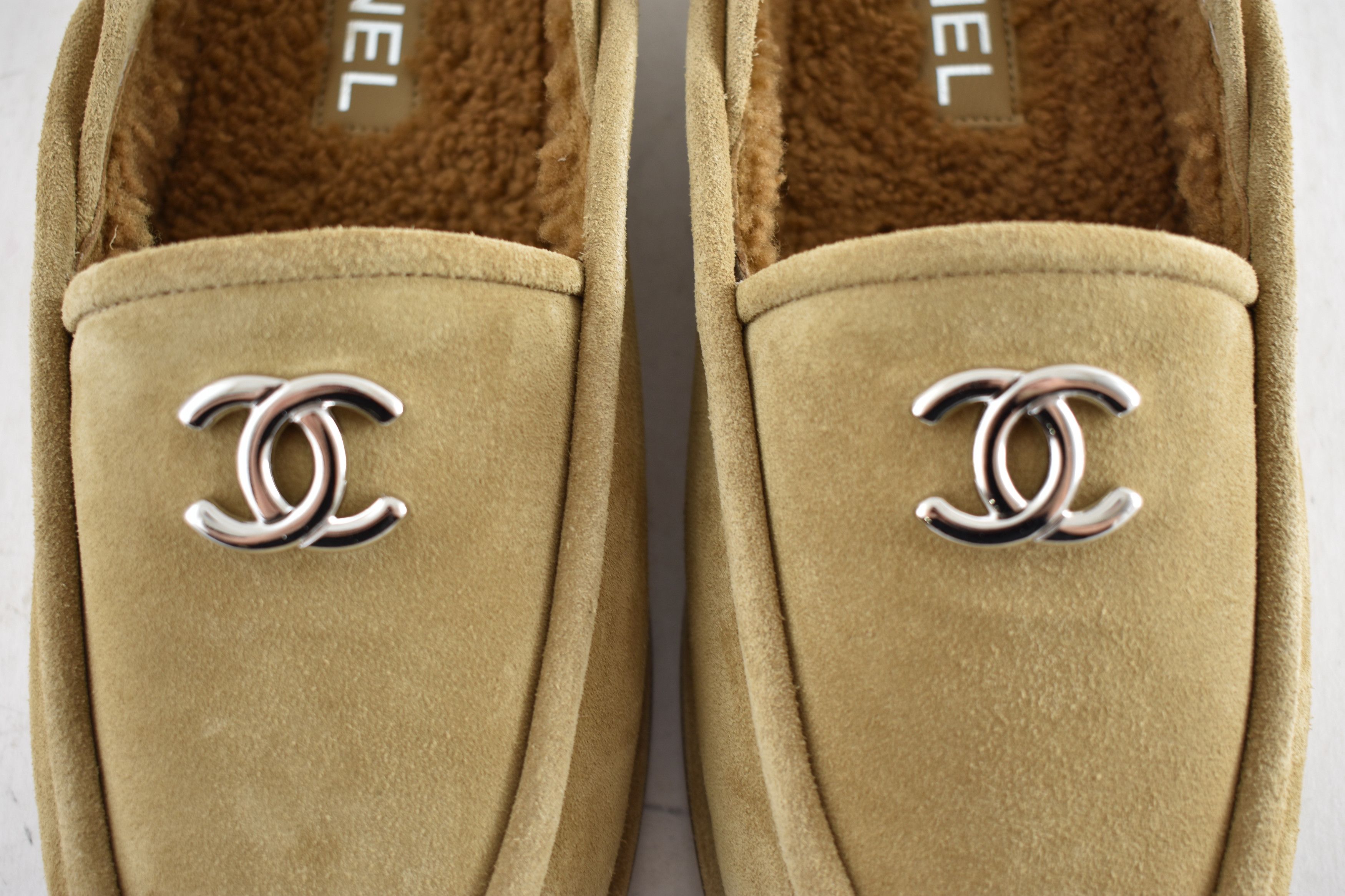 Chanel Chanel Suede CC Shearling Moccasin Slingback Loafer Flat 41 Size US 11 / IT 41 - 12 Thumbnail