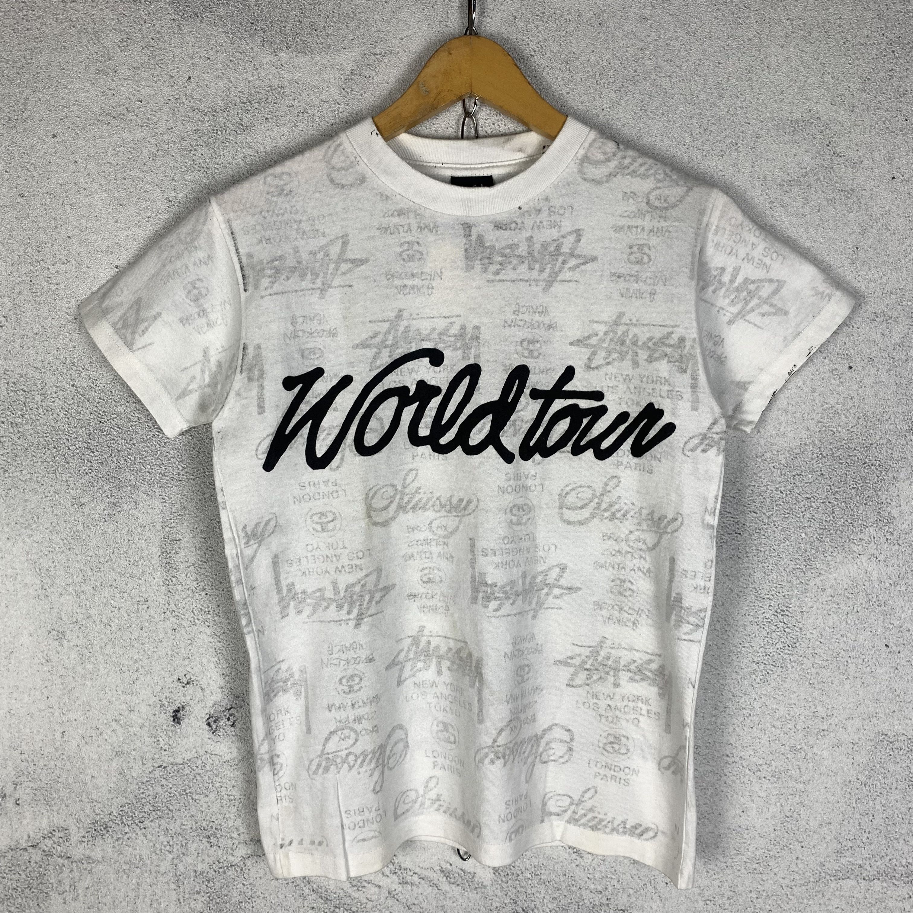 Stussy Stussy World Tour Over Print Tshirt Size M / US 6-8 / IT 42-44 - 1 Thumbnail