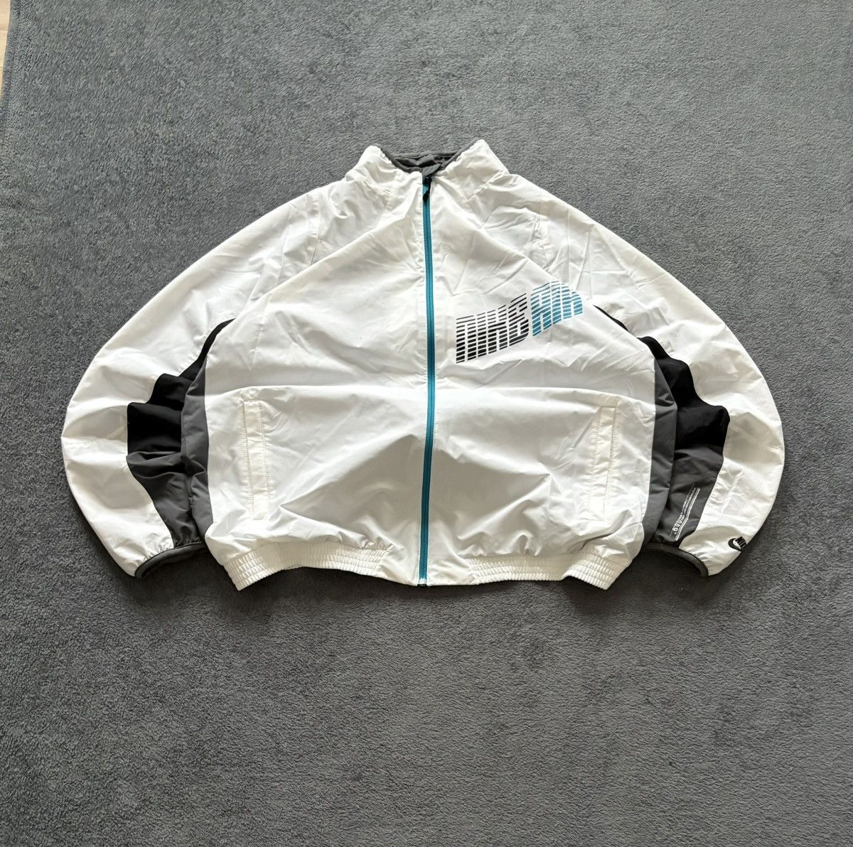 Nike 00s Nike Air Vintage Nylon Oversized Drill Jacket Rare Y2K Size US XXL / EU 58 / 5 - 1 Thumbnail