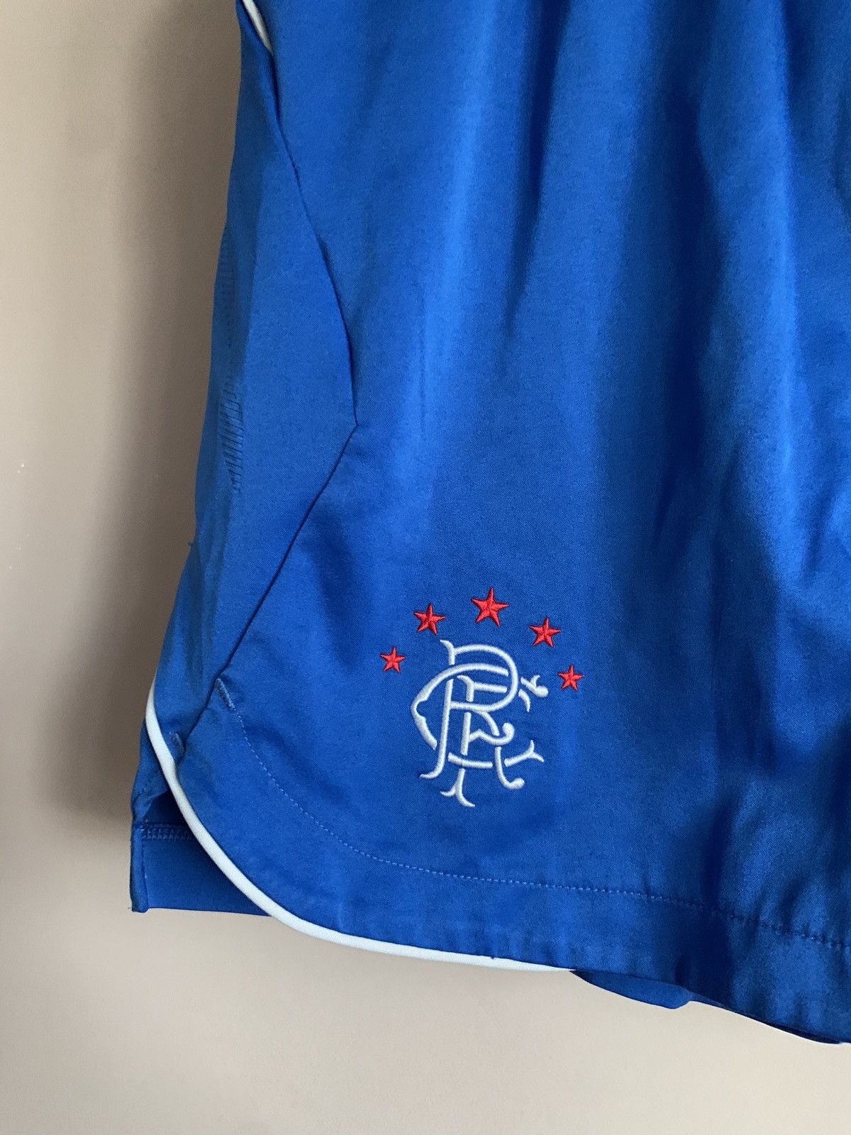 Umbro Glasgow Rangers Home Football Shorts Umbro Soccer Size S Size US 30 / EU 46 - 3 Thumbnail