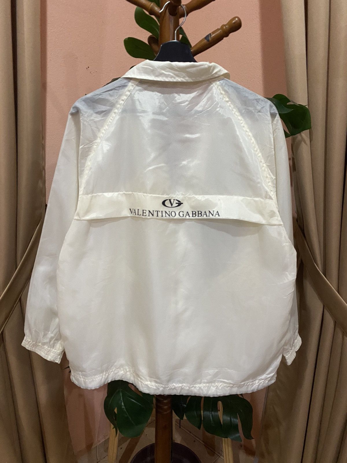 Valentino VINTAGE VALENTINO GABBANA WINDBREAKER Size US M / EU 48-50 / 2 - 9 Thumbnail