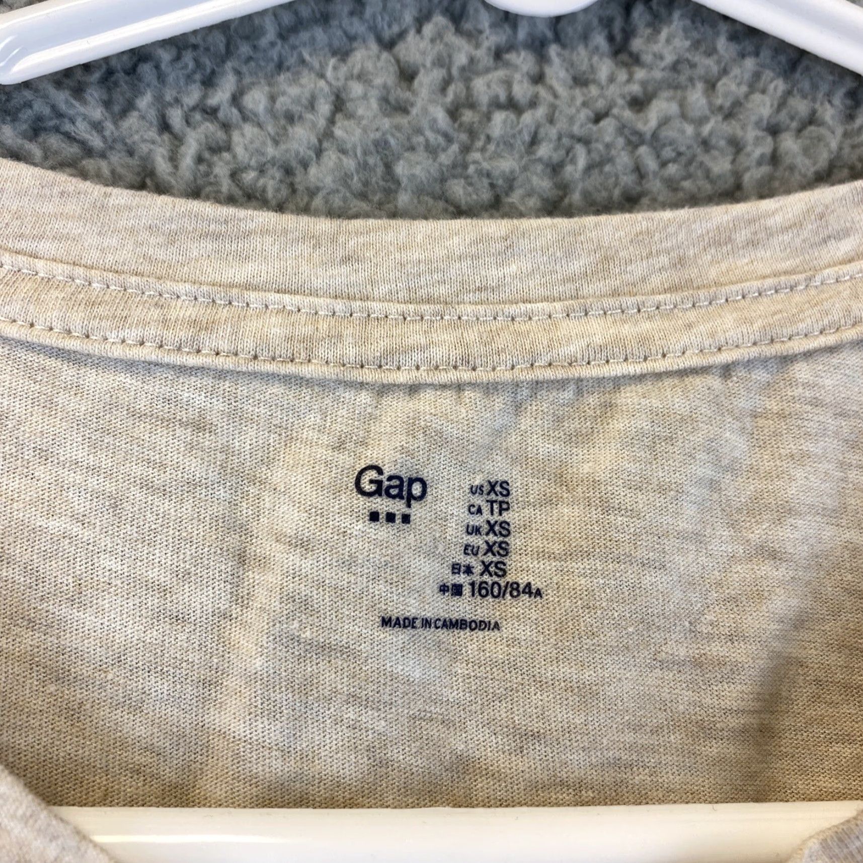 Gap Gap Shirt Women XS Tan Scoop Neck Short Sleeve T-Shirt Regular Adult Womens Spring Summer Lightweight Casual Top 39-15 Size XS / US 0-2 / IT 36-38 - 4 Thumbnail