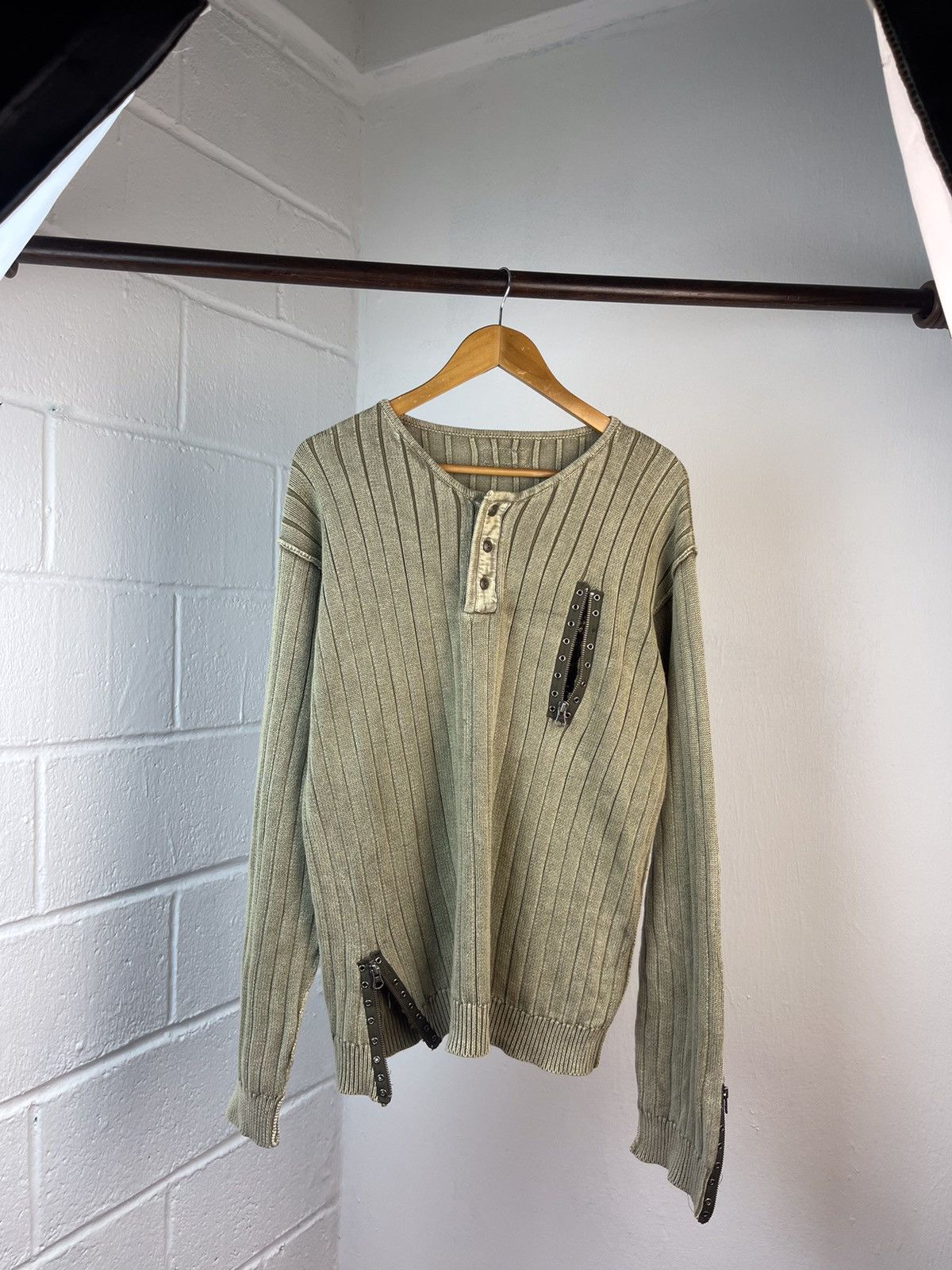 If Six Was Nine Japanese brand Zip Patch Knit . Size US L / EU 52-54 / 3 - 5 Thumbnail