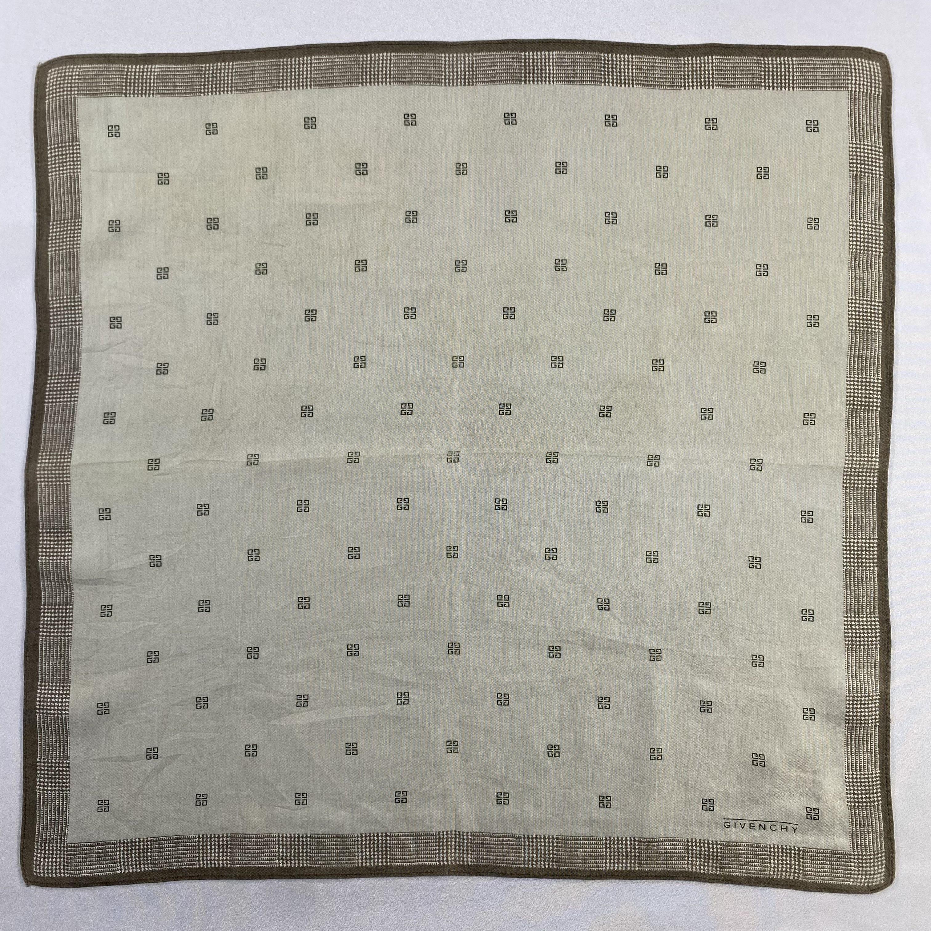 Vintage Givenchy Bandana/ Handkerchief / Neckerchief-P1037 Size ONE SIZE - 1 Thumbnail