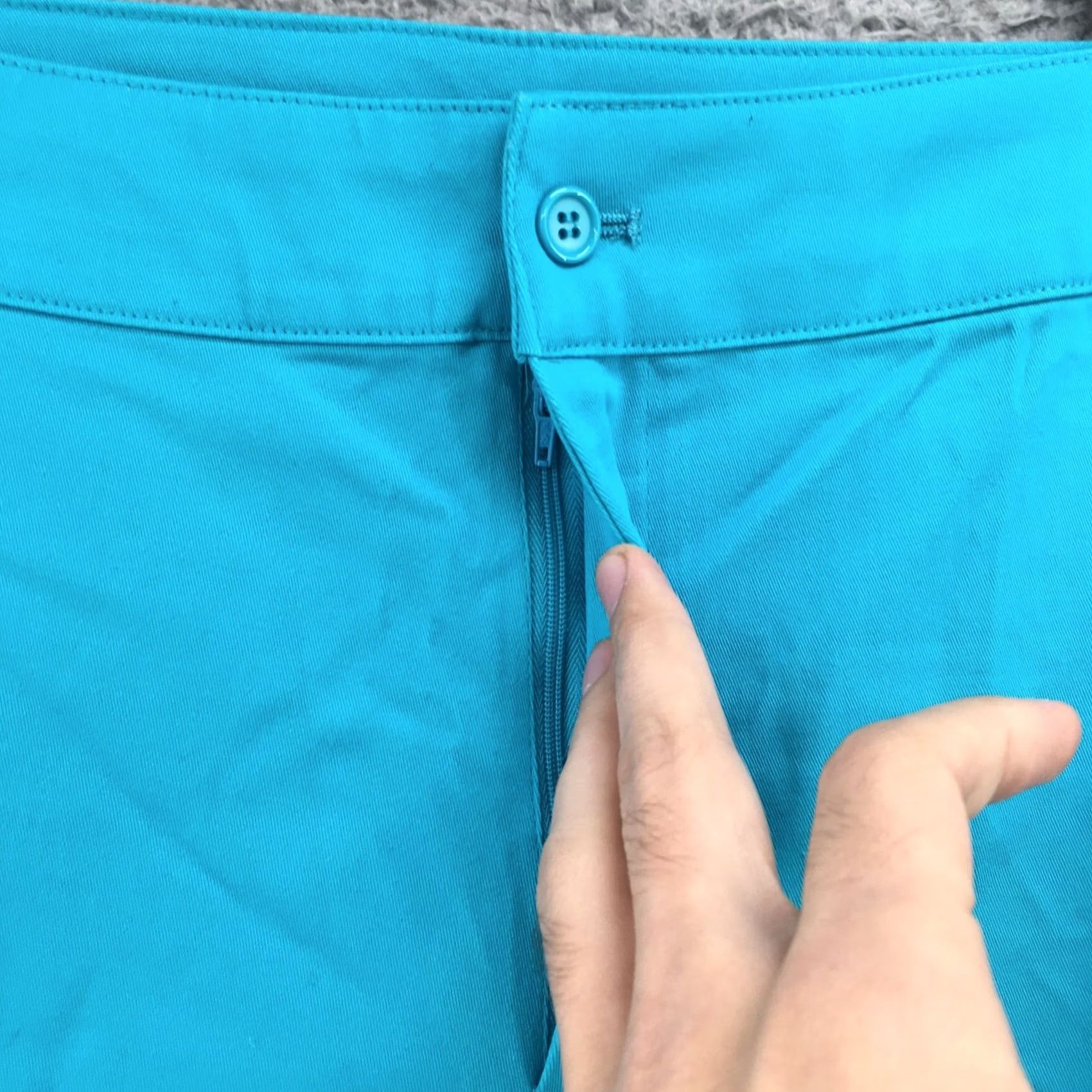 Vintage Monroe & Main Capris Pants Womens 16W Teal Blue Button Hem Mid Rise Zip Fly Capris, 16W, Blue, Womens Size 38" / US 16 / IT 52 - 3 Thumbnail