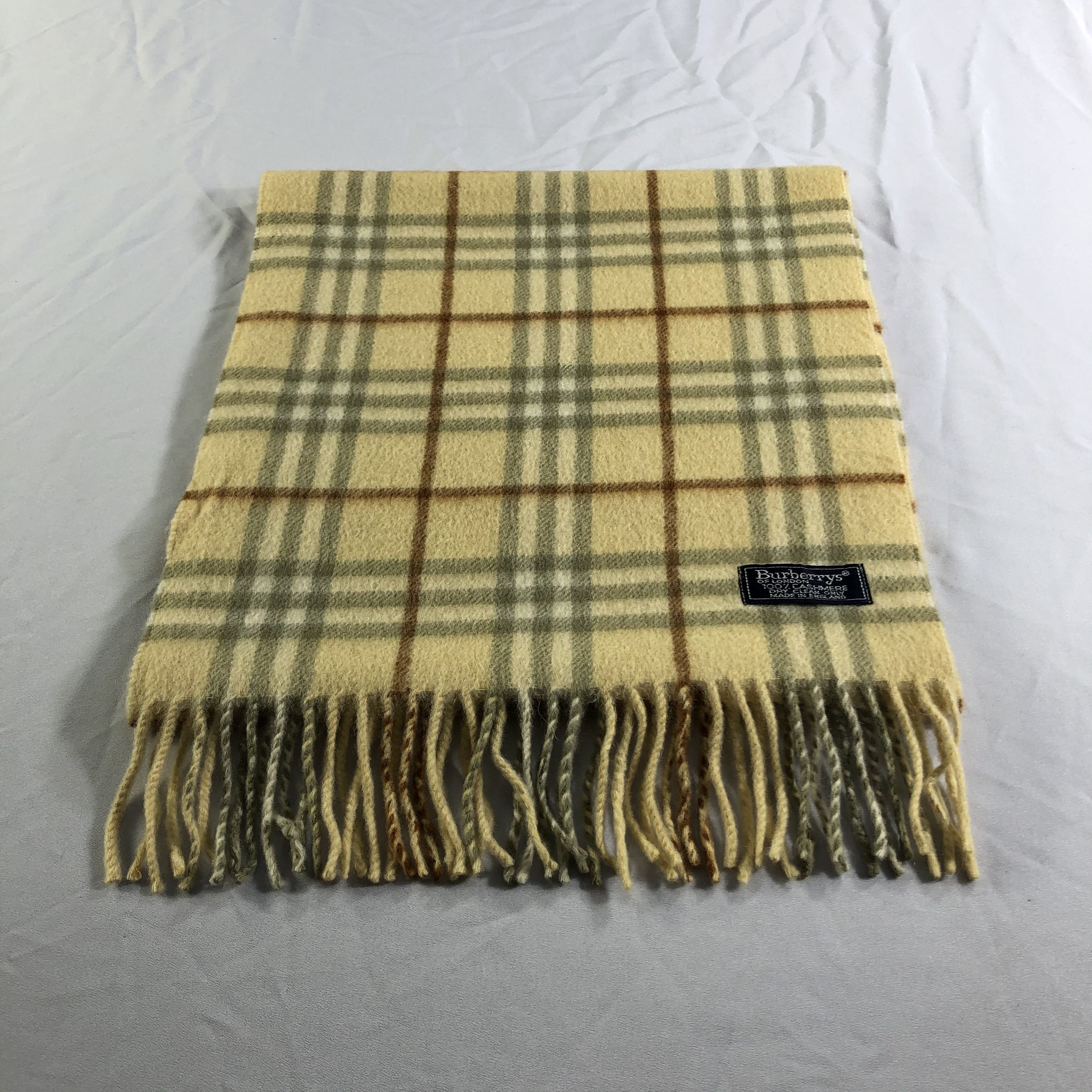 Burberry Burberrys Nova Check Cashmere Scarf Muffler Neckwear V2448 Size ONE SIZE - 3 Thumbnail