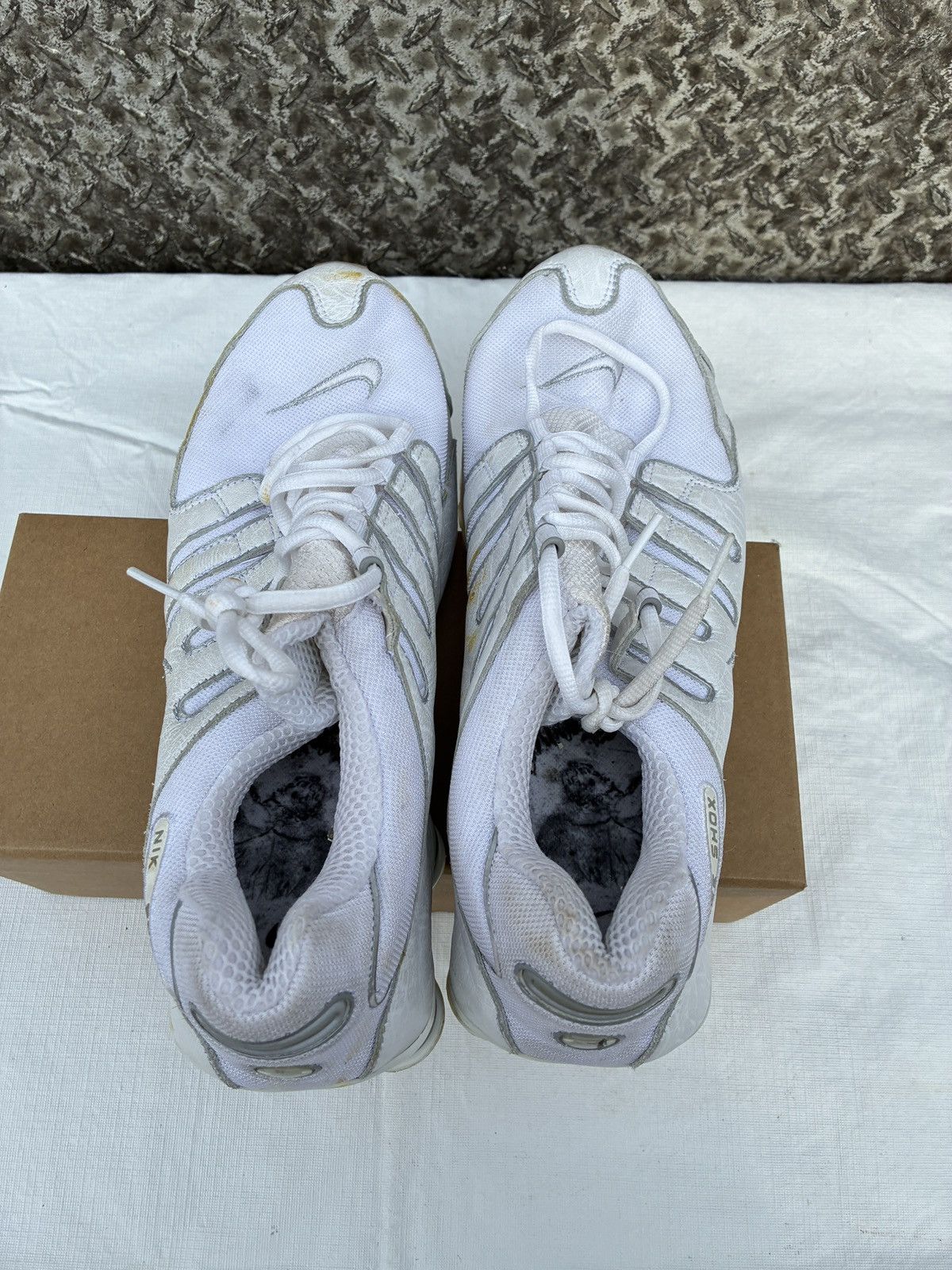 Nike Size 12 - Nike Shox NZ SL White Metallic Silver Mens Shoes Size US 12 / EU 45 - 4 Thumbnail