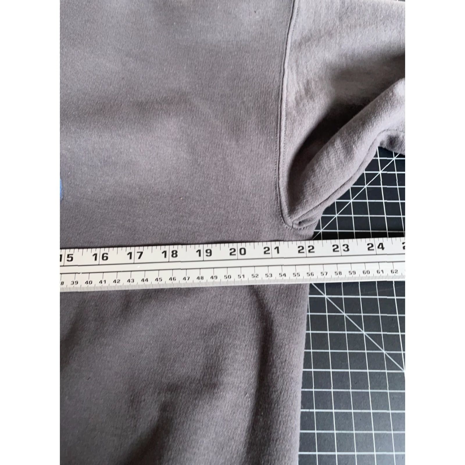 Hanes VINTAGE Buffy The Vampire Slayer Hoodie Men Adult Large Gray Hanes Tag Pullover 90s Retro Graphic Print Pockets Size US L / EU 52-54 / 3 - 5 Thumbnail