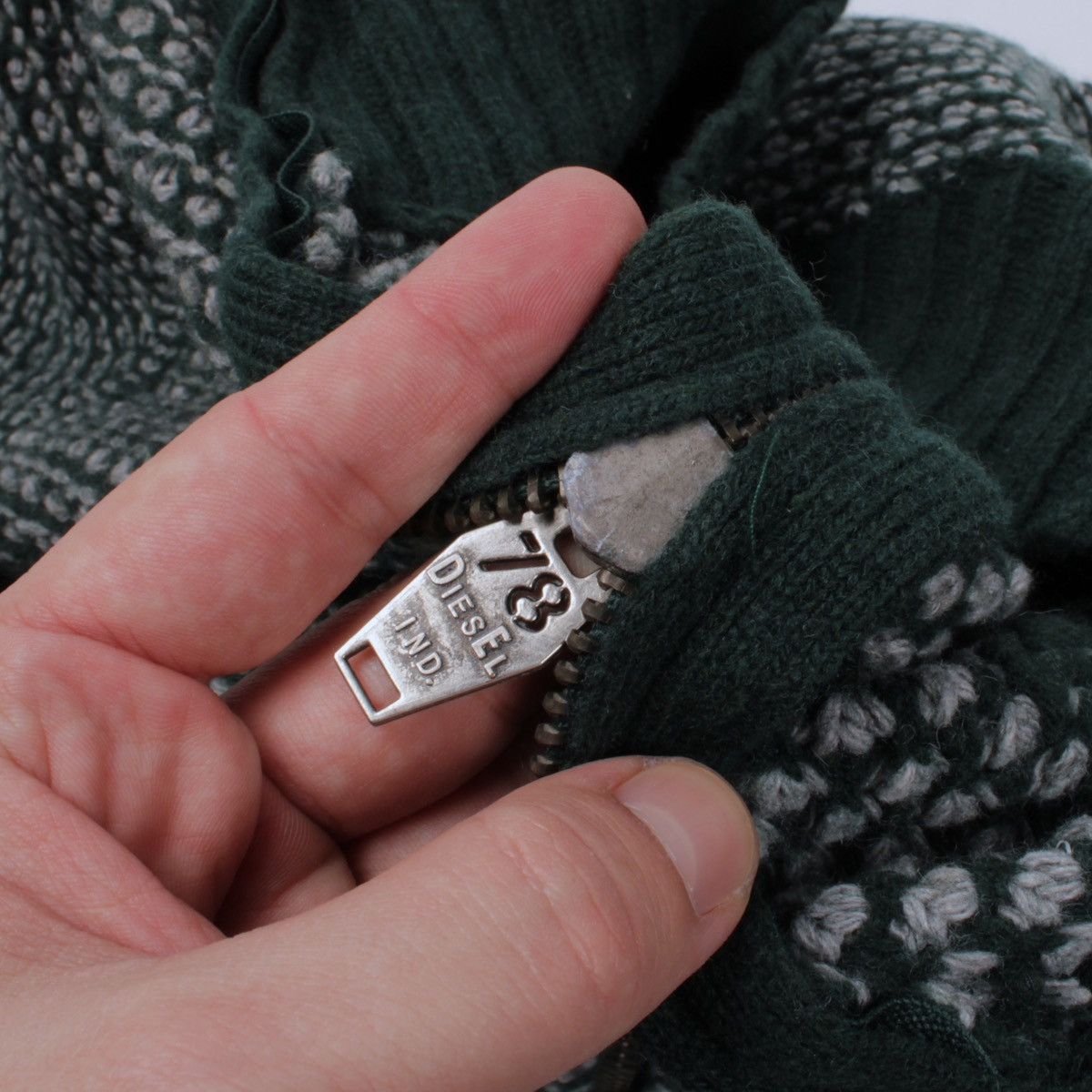 Diesel × Vintage Y2K DIESEL Vintage Cotton Knit Full Zip Big Logo Sweater Size M / US 6-8 / IT 42-44 - 16 Thumbnail