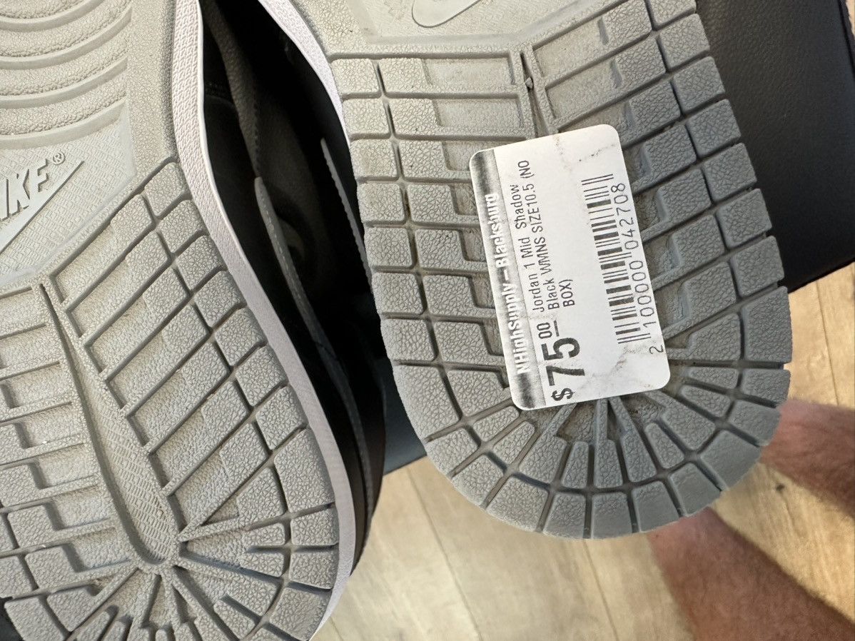 Nike Jordan 1 Mid Size US 10.5 / IT 40.5 - 8 Thumbnail