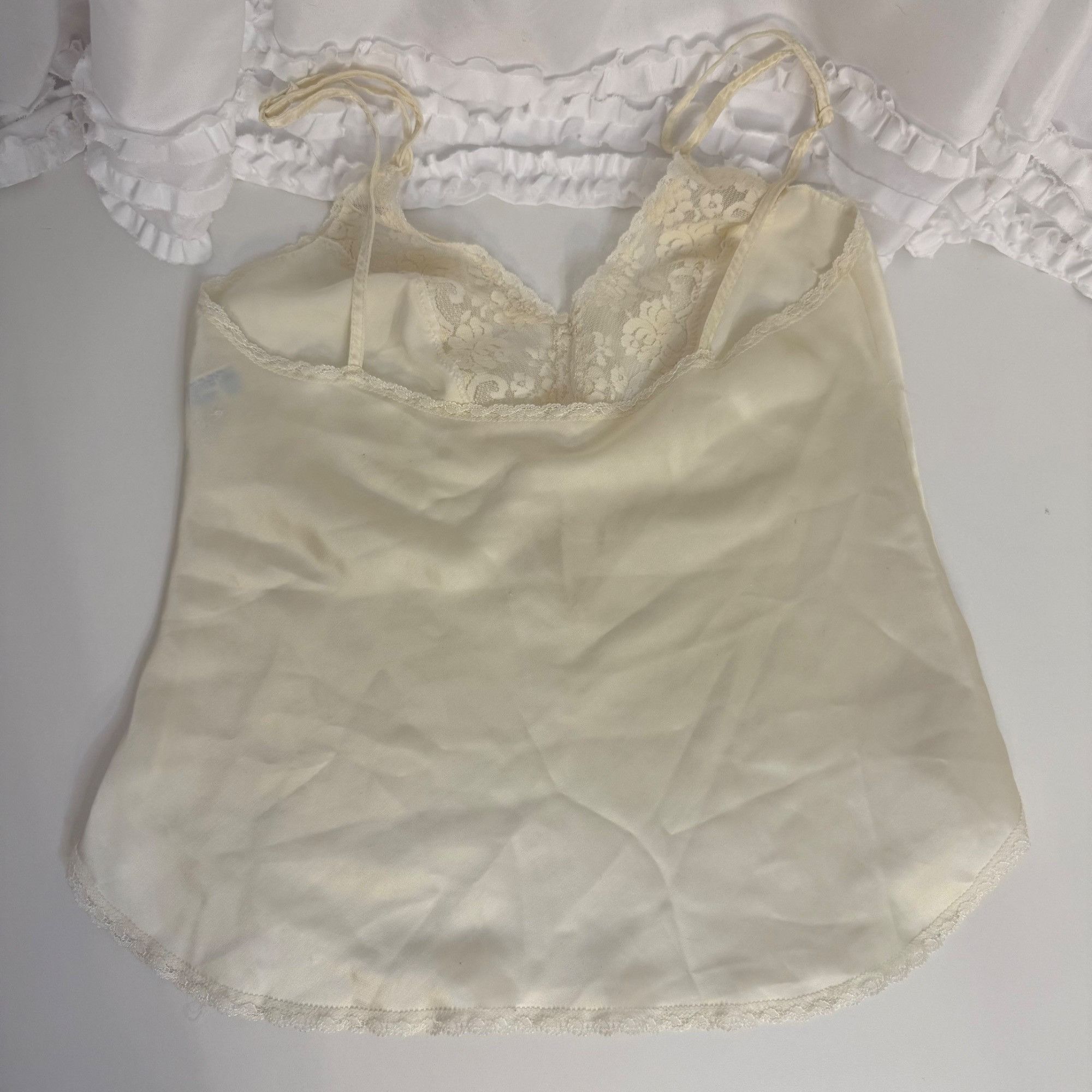JCPenney Vintage JCPenney Fantasia Cream Ivory Lace Camisole & Shorts Size ONE SIZE - 3 Thumbnail
