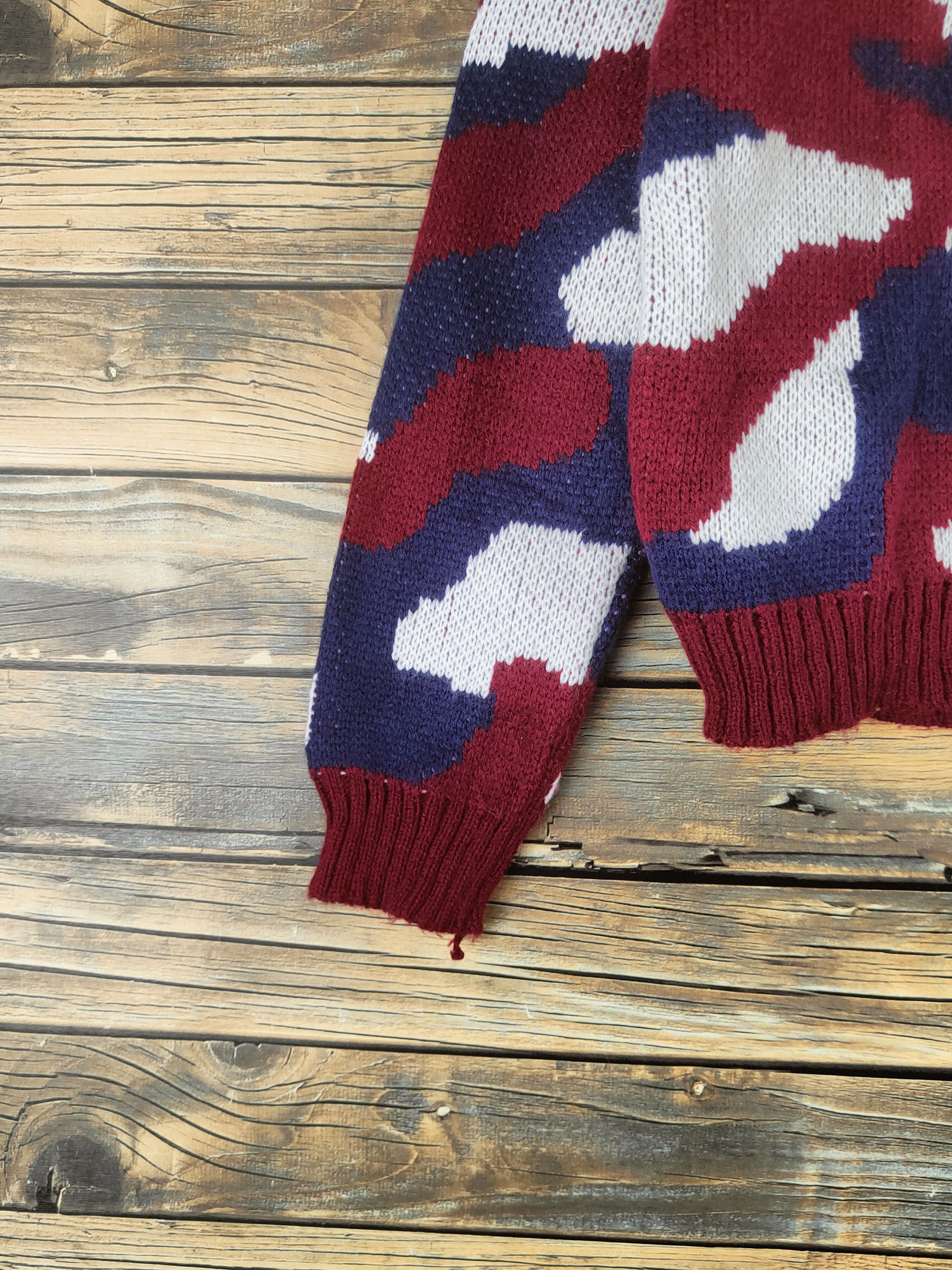 Japanese Brand DL J'adore Plein Maroon White Knitwear Crop Tops# 46-131 Size S / US 4 / IT 40 - 4 Thumbnail