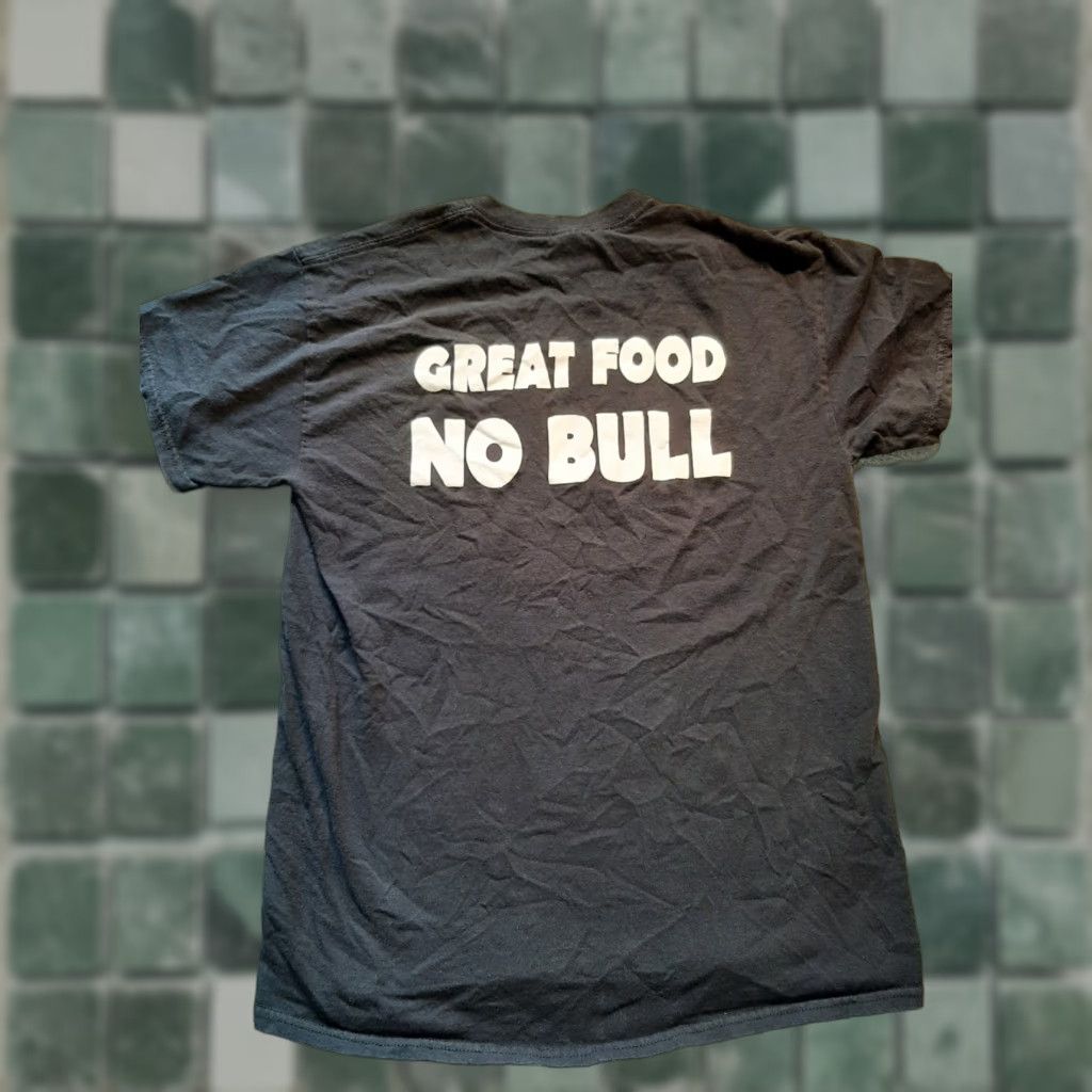 Vintage Buffalo Wings & Rings Restaurant Employee Shirt Adult Medium M Black Port and Company Shirt T-Shirt Men Short Sleeve Uniform Top Size US M / EU 48-50 / 2 - 1 Thumbnail