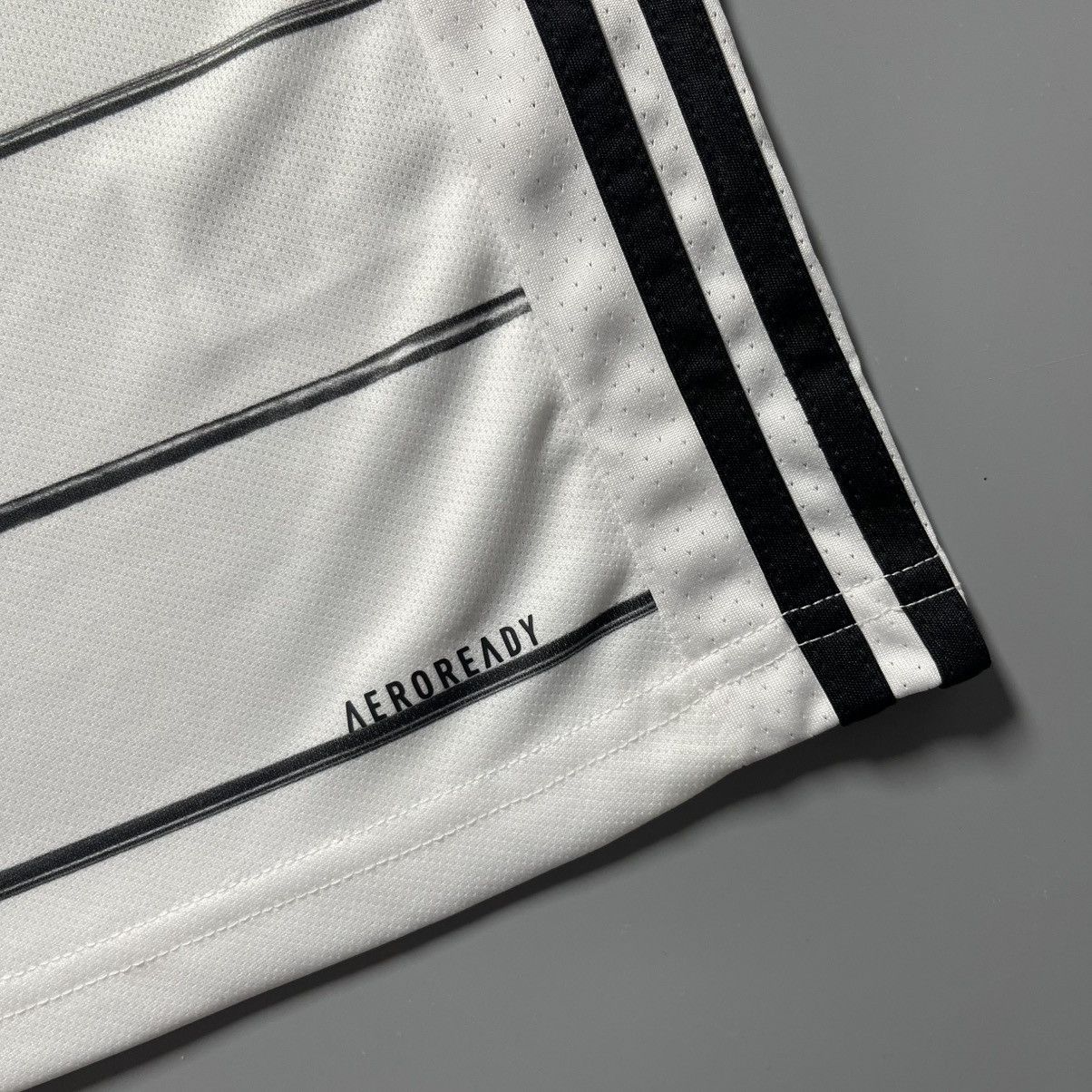 Adidas GERMANY ADIDAS 2020 EURO FOOTBALL HOME JERSEY #10 GNABRY Size US XXL / EU 58 / 5 - 8 Thumbnail