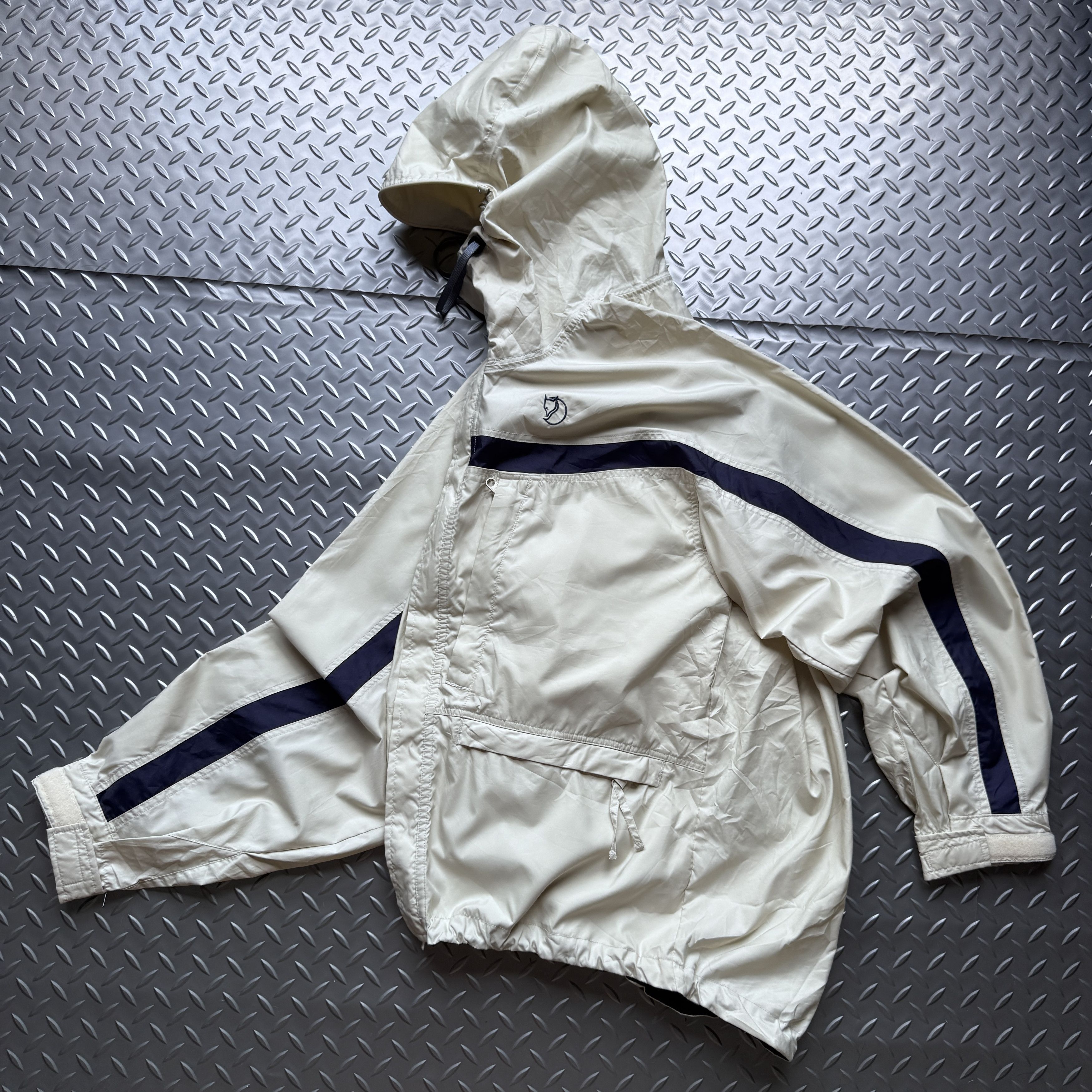 Fjallraven Vintage Fjällräven Packable Hooded Windbreaker Jacket Size US M / EU 48-50 / 2 - 8 Thumbnail