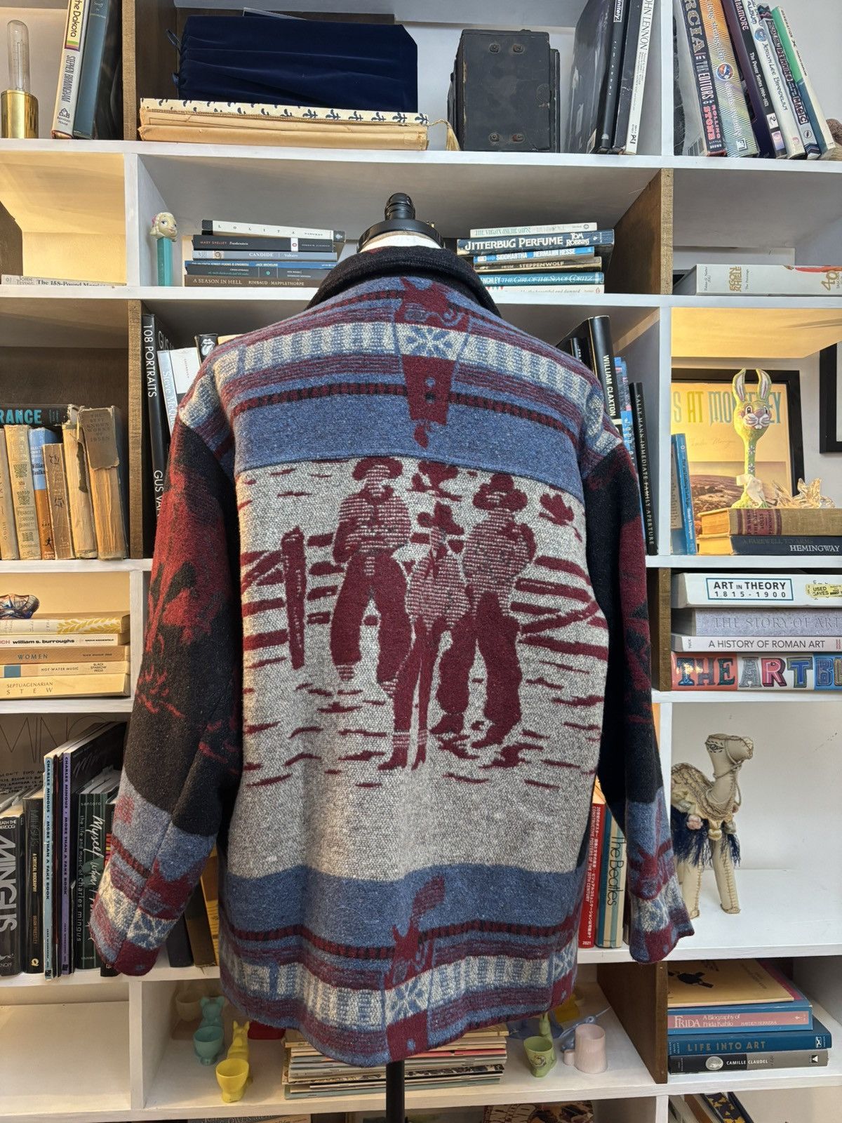 Neiman Marcus Neiman Marcus Vintage Barncoat Size US M / EU 48-50 / 2 - 3 Thumbnail