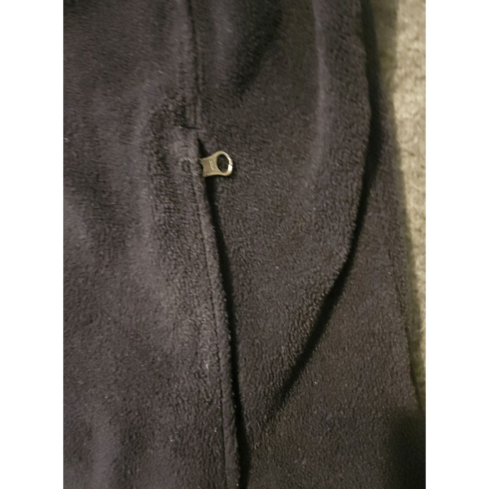 Vintage Columbia Vest Men's Large Black Full Zip Stand-Up Collar Pockets Fleece Outer Shell Polyester Regular Fit Size US L / EU 52-54 / 3 - 6 Thumbnail