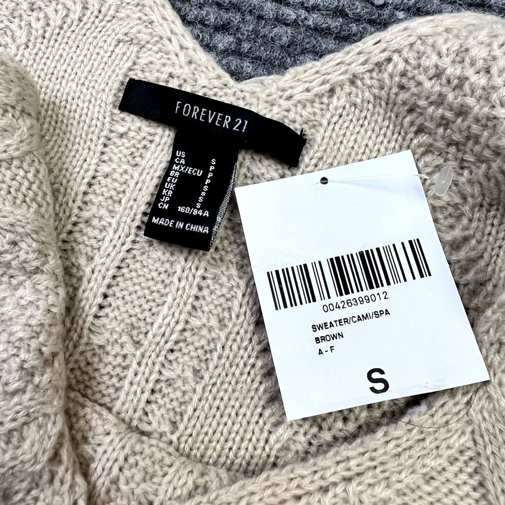 Forever 21 FOREVER 21 Knit Mid-Length V-Neck Sweater Womens S Beige Soft Stretch New With Tag Size S / US 4 / IT 40 - 6 Thumbnail