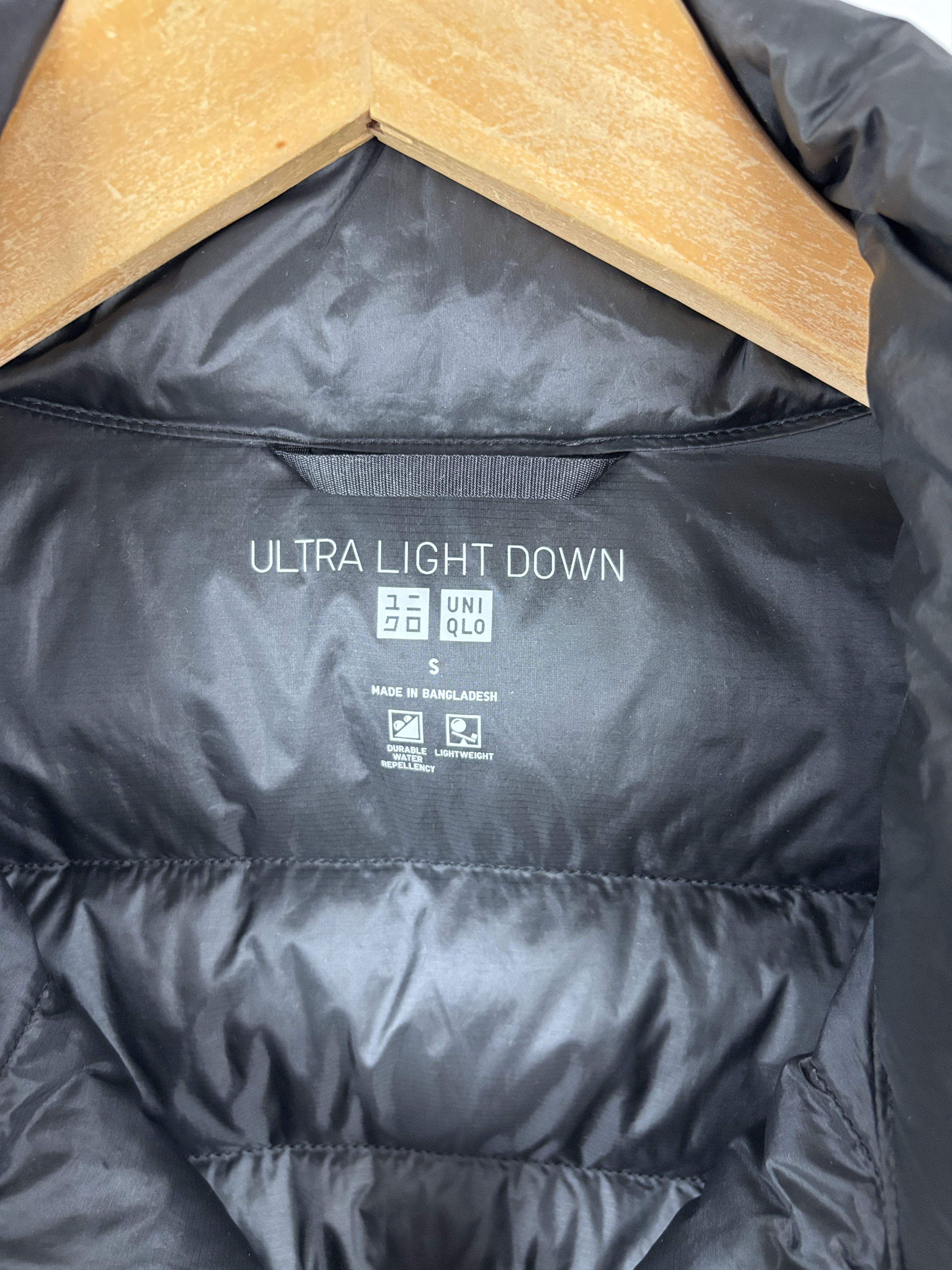 Uniqlo Womens Uniqlo Ultra Light Down Puffer Vest Black Size S Size S / US 4 / IT 40 - 7 Thumbnail